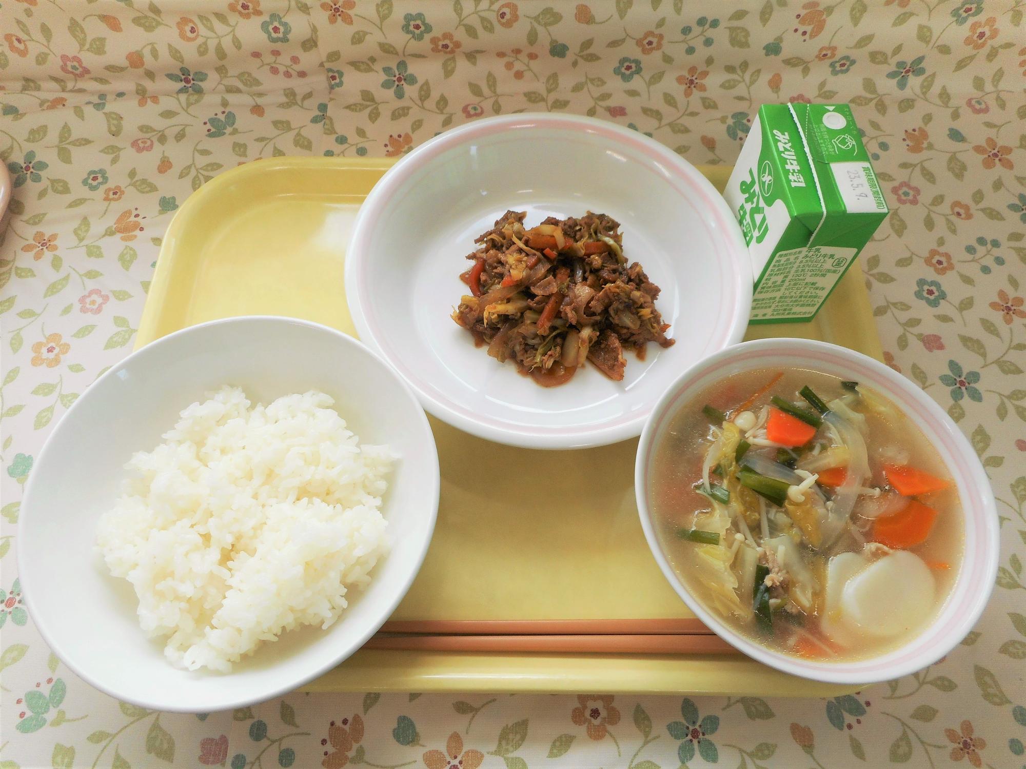 2023年5月1日の給食写真