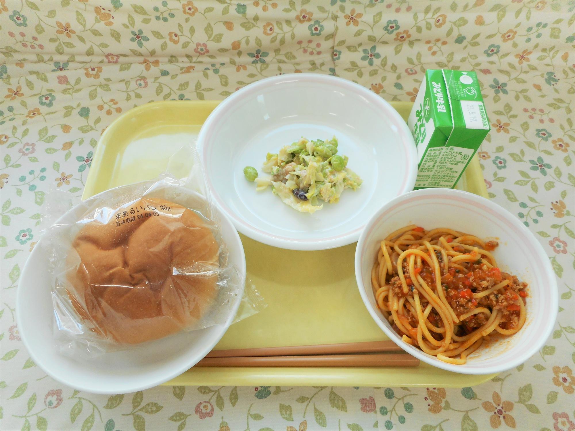 2023年5月10日の給食写真