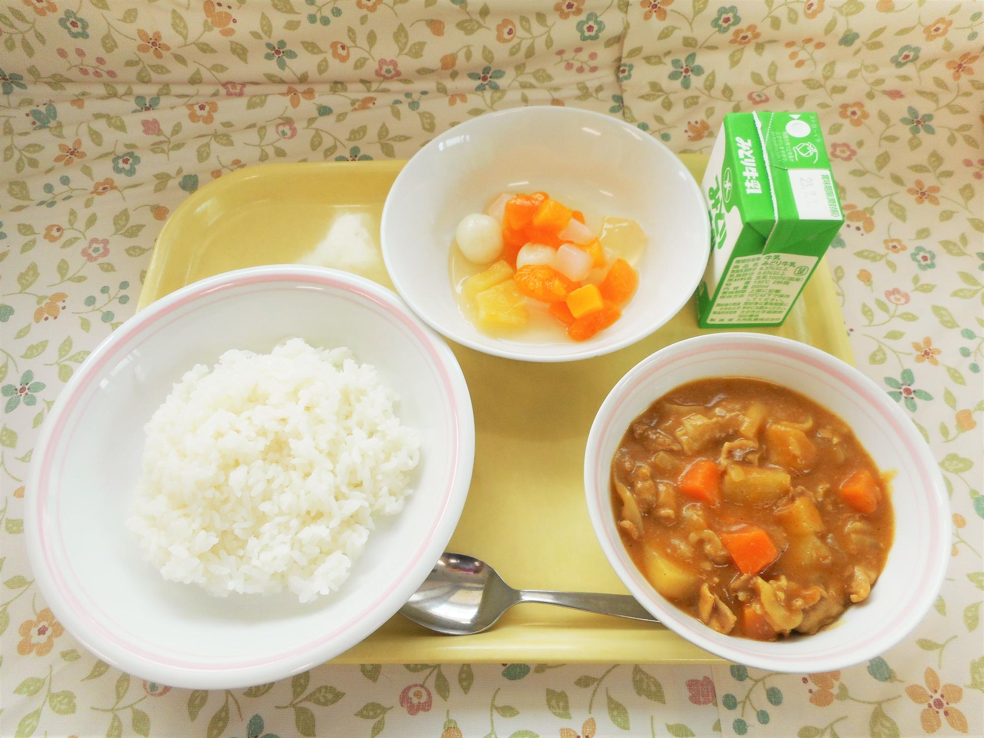 2023年6月22日の給食写真