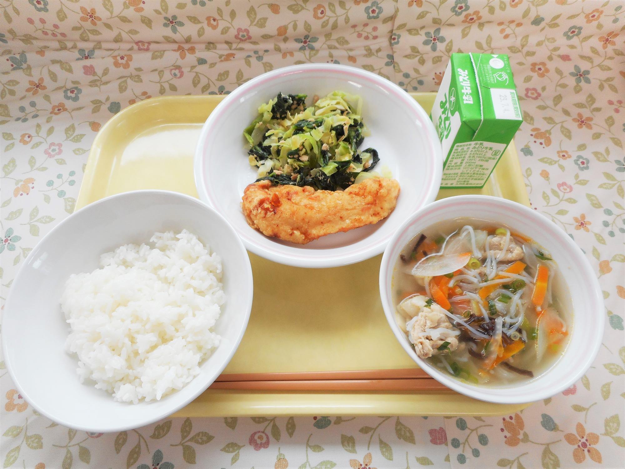 2023年6月26日の給食写真