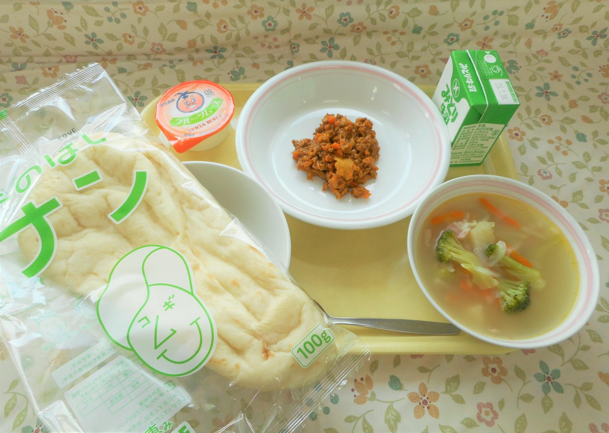2023年7月19日の給食写真