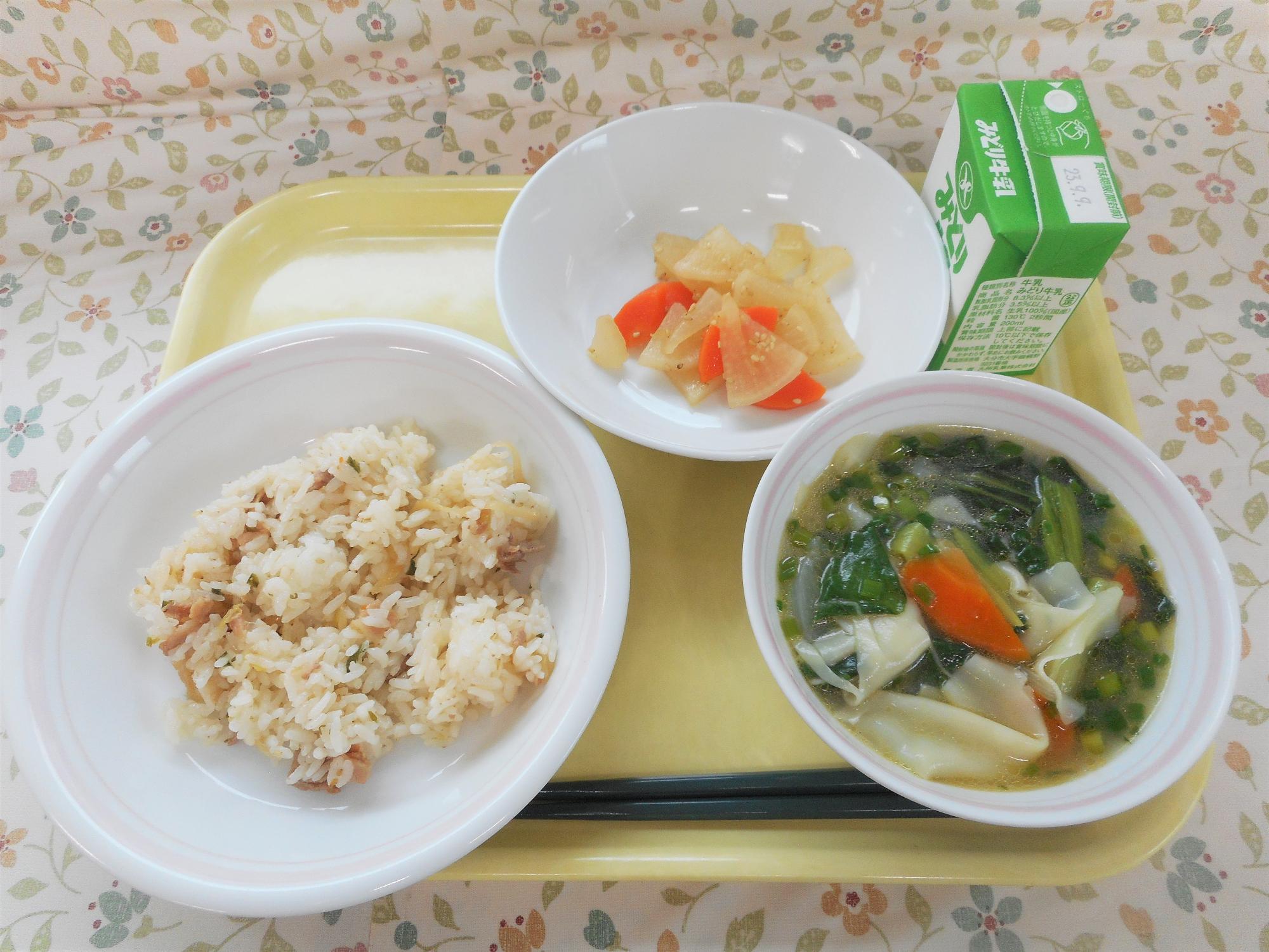 2023年8月31日の給食写真