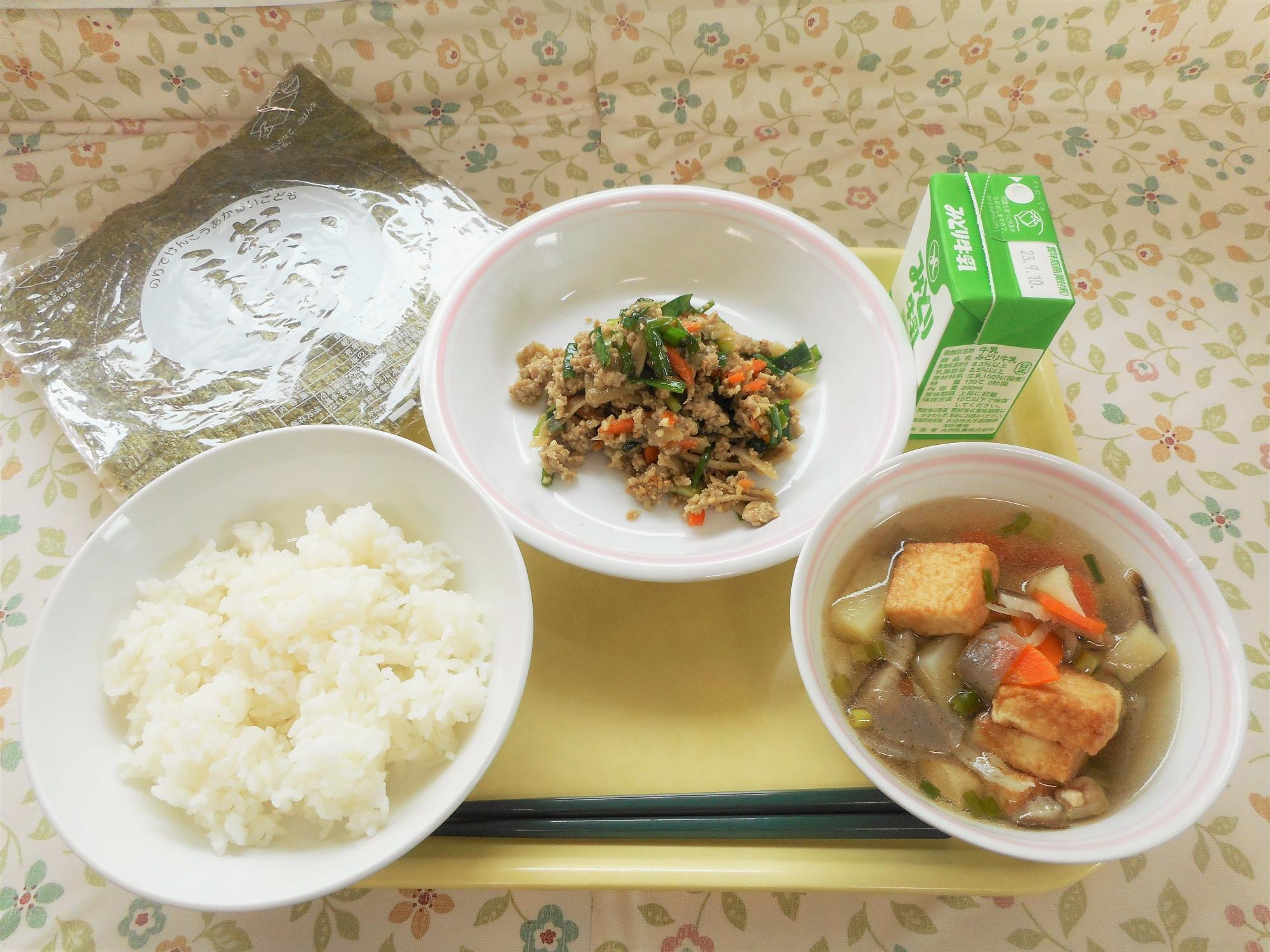 2023年9月1日の給食写真