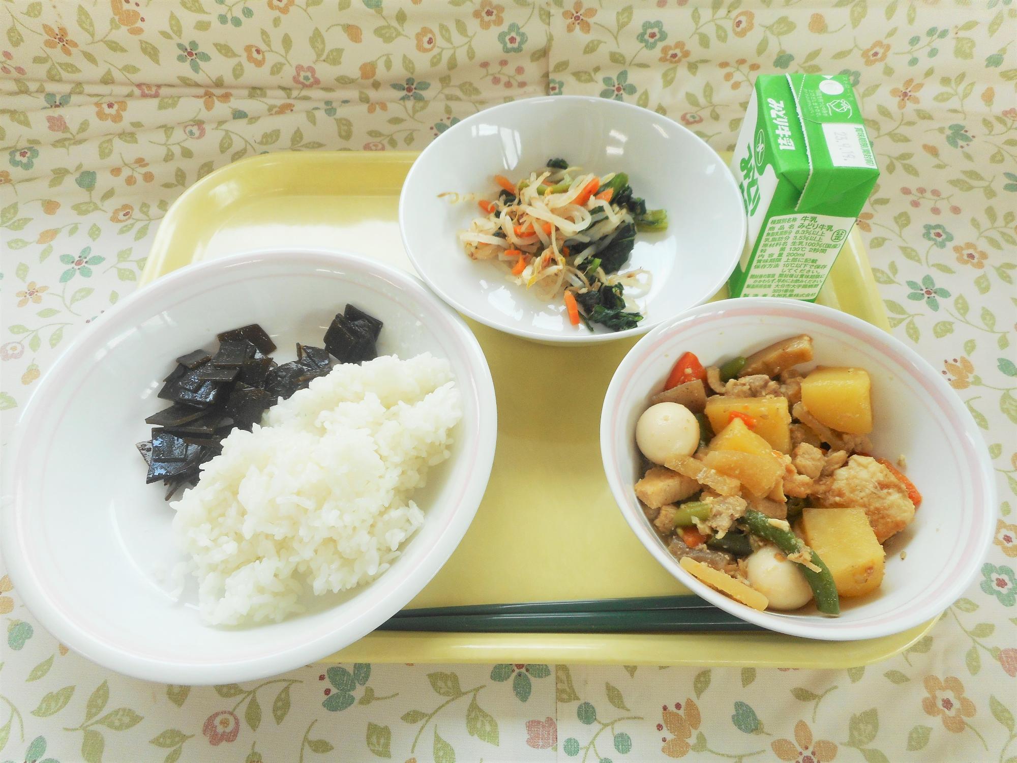 2023年9月11日の給食写真