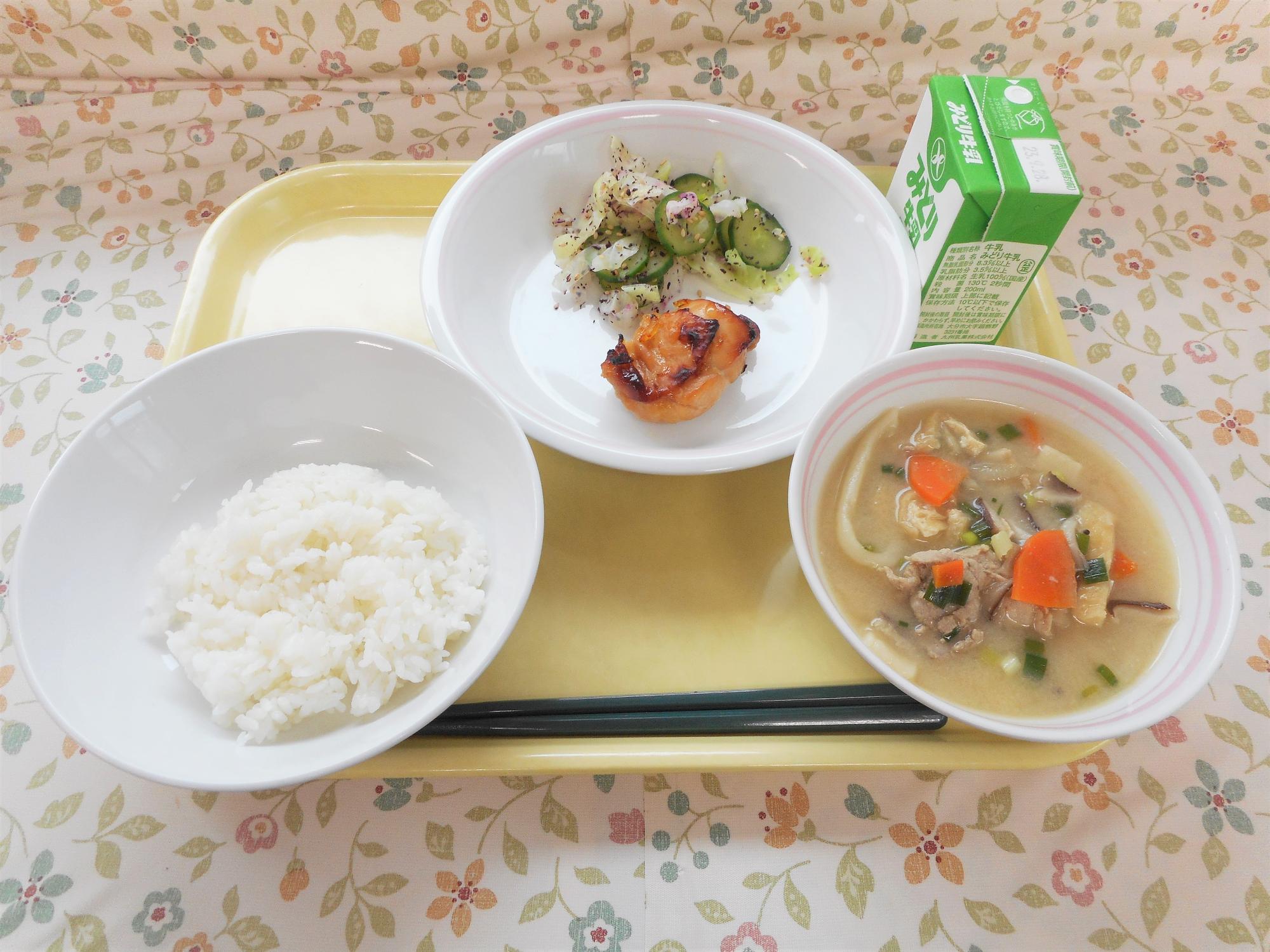2023年9月19日の給食写真
