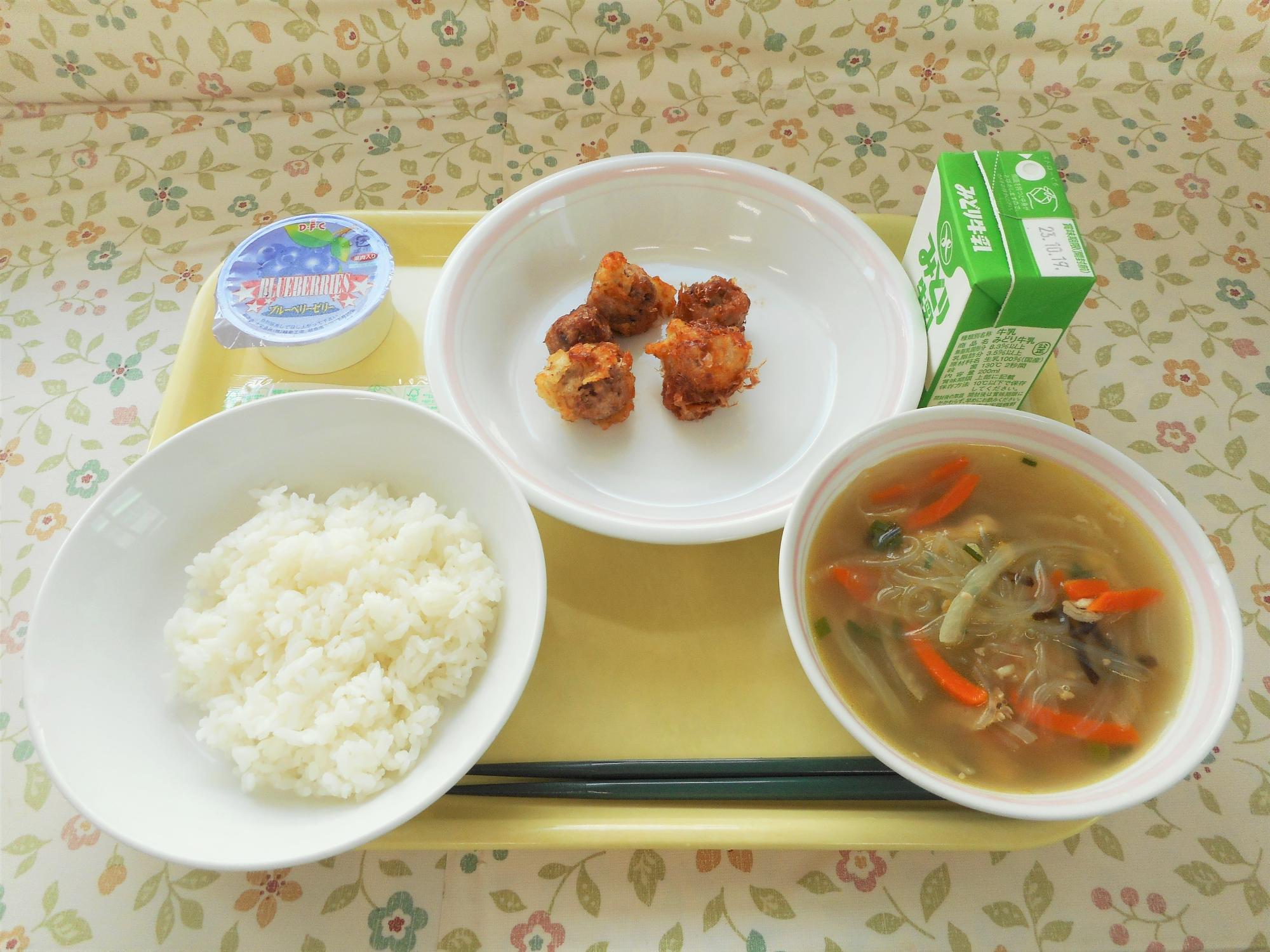 2023年10月10日の給食写真