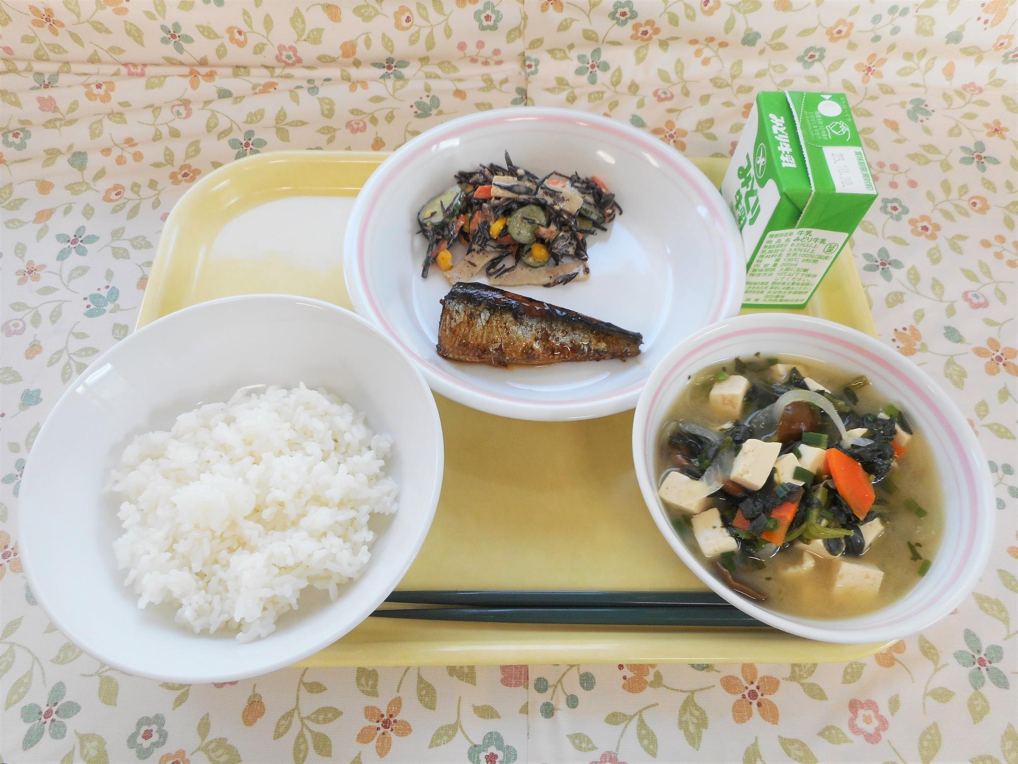 2023年10月11日の給食写真