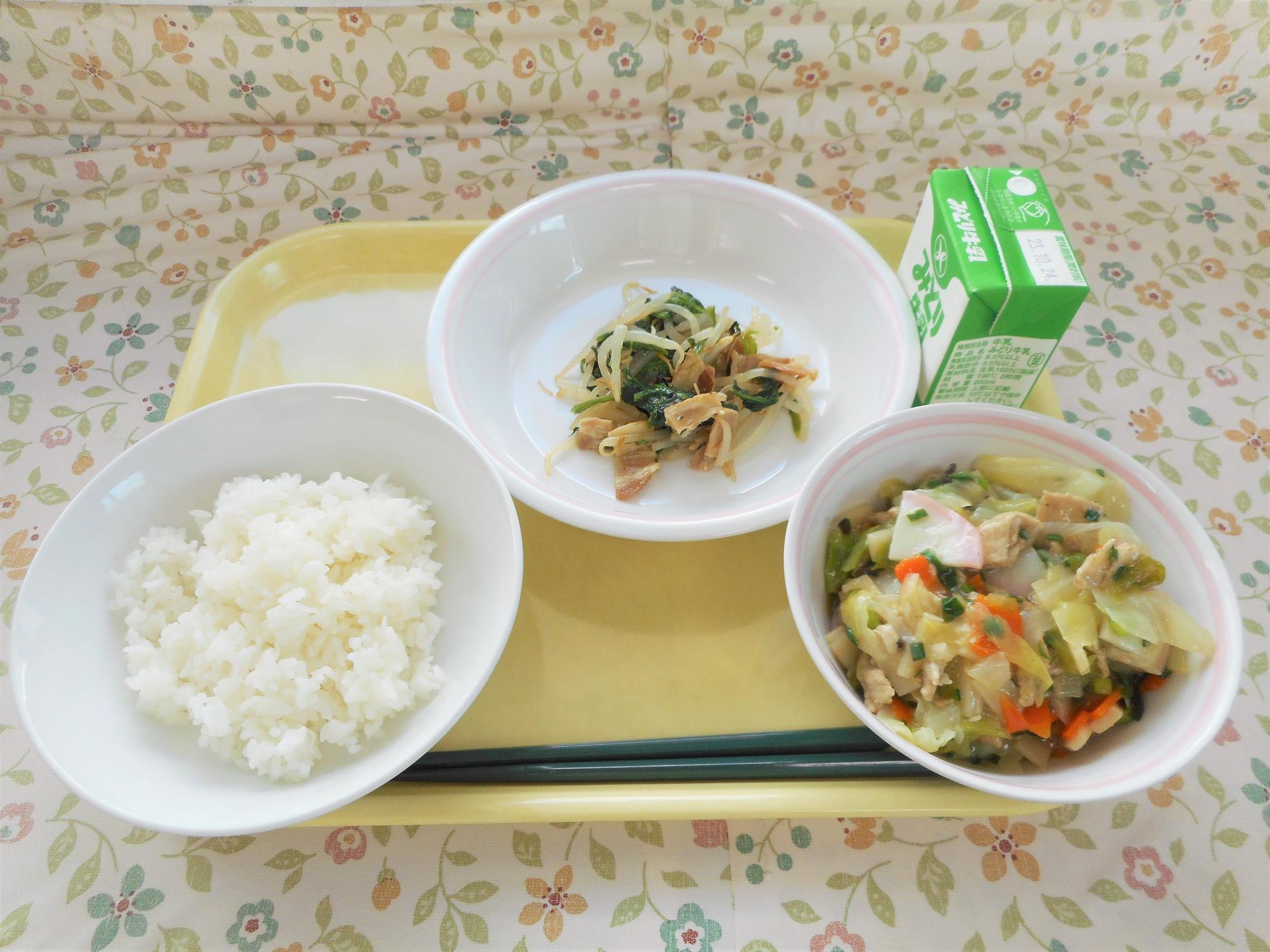 2023年10月16日の給食写真