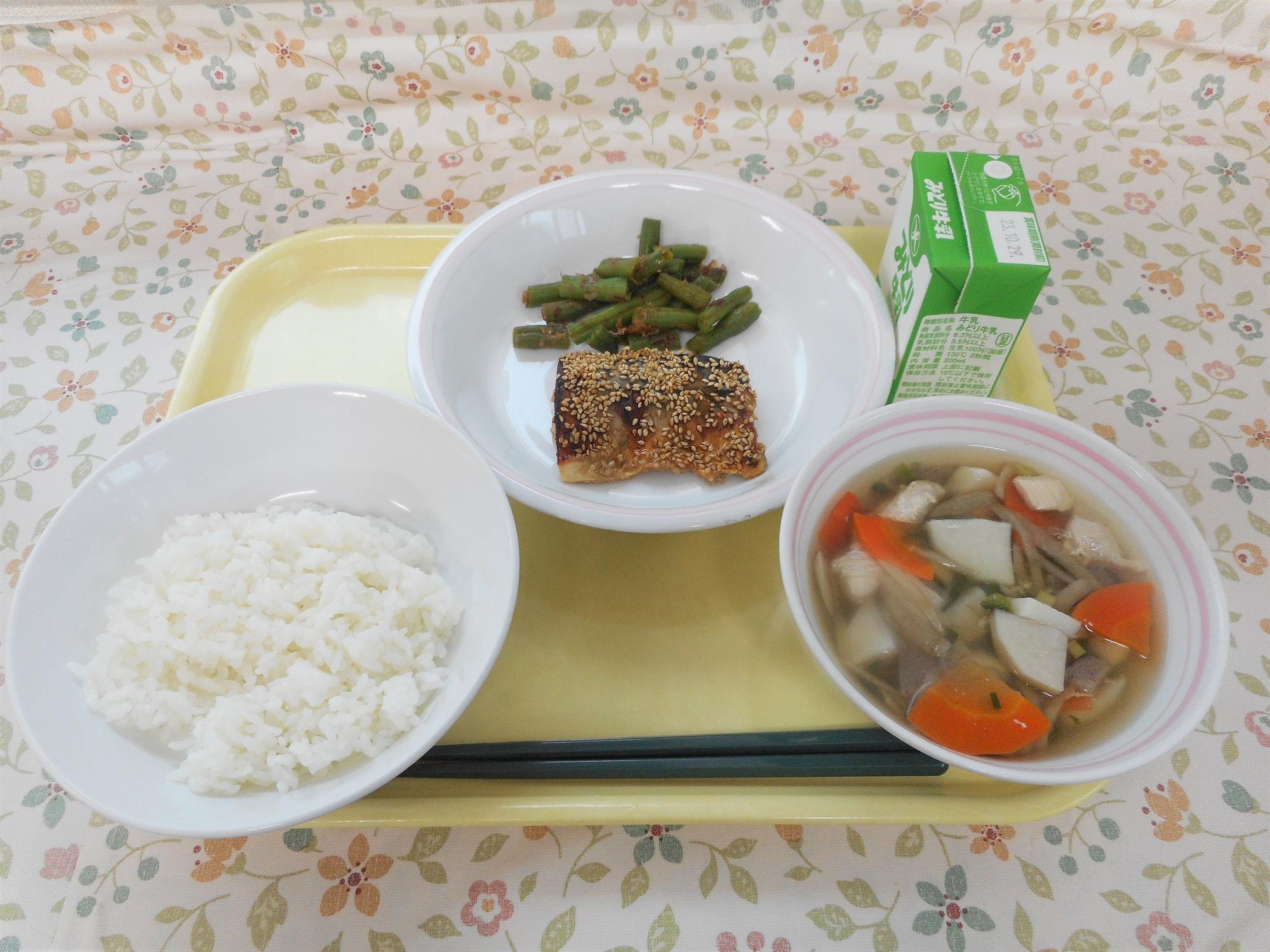 2023年10月20日の給食写真