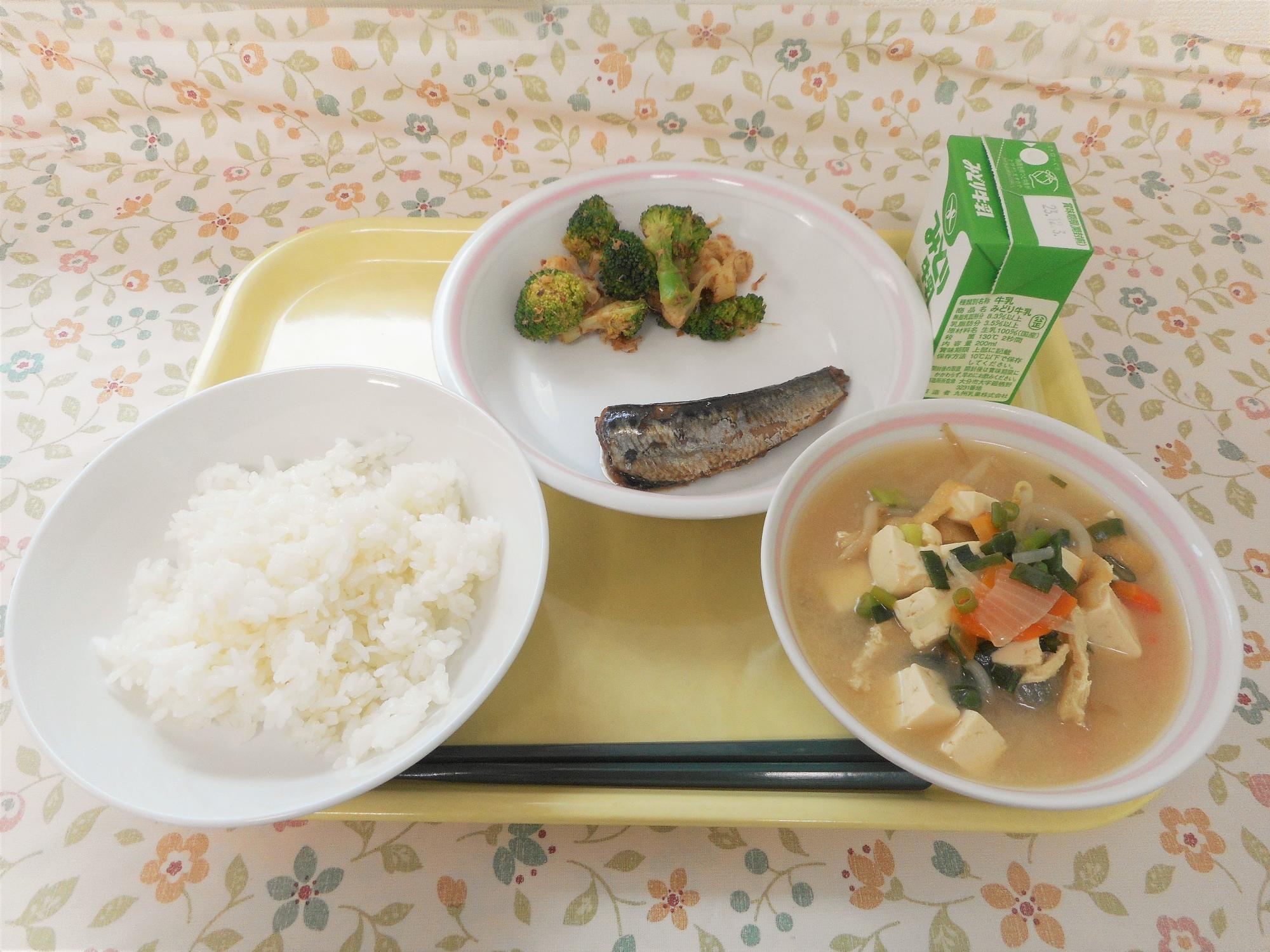 2023年11月24日の給食写真