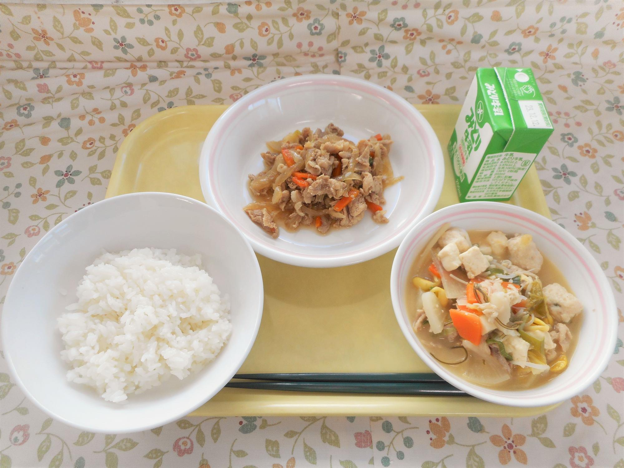 2023年12月4日の給食写真