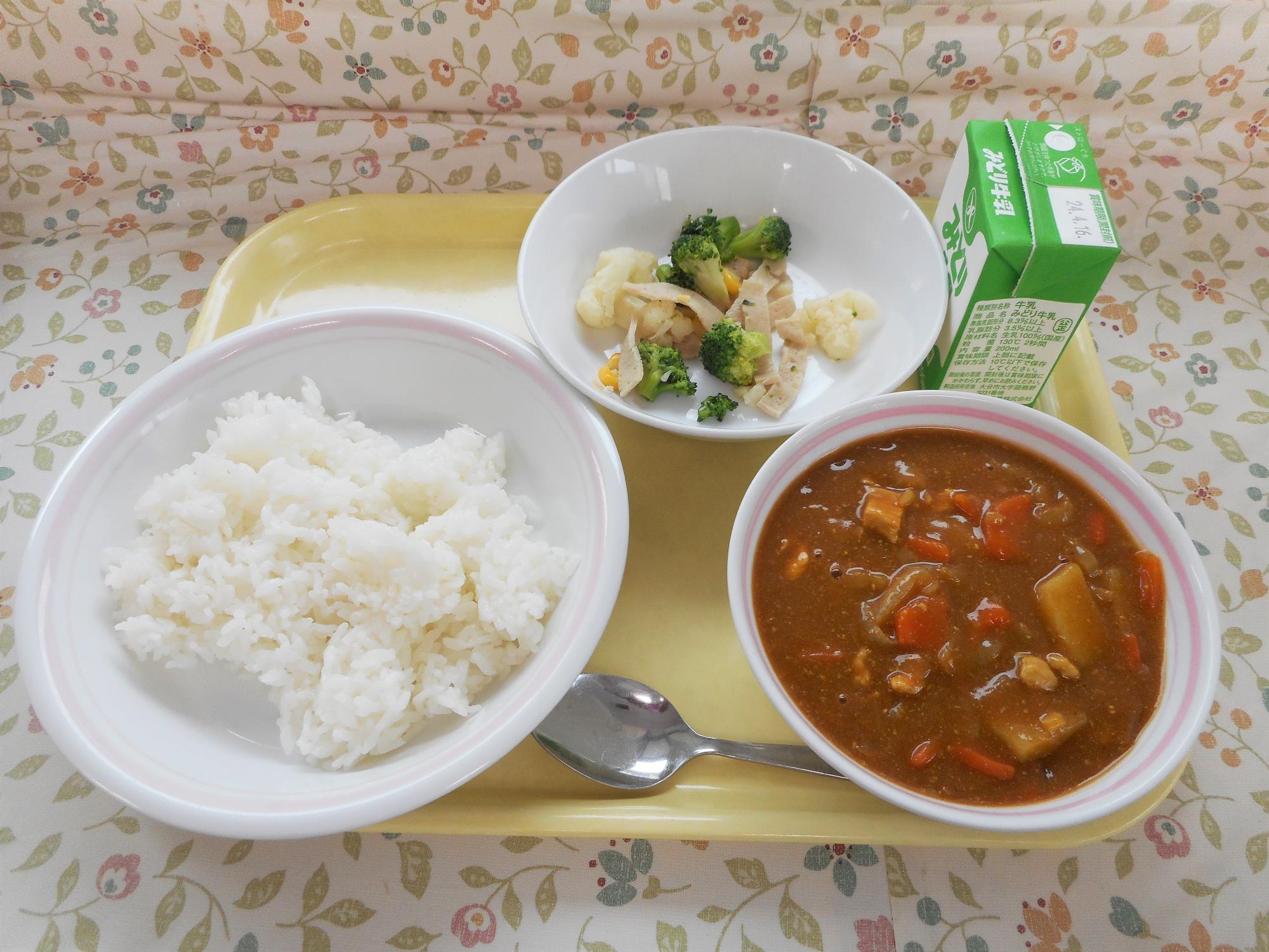 2024年4月8日の給食写真