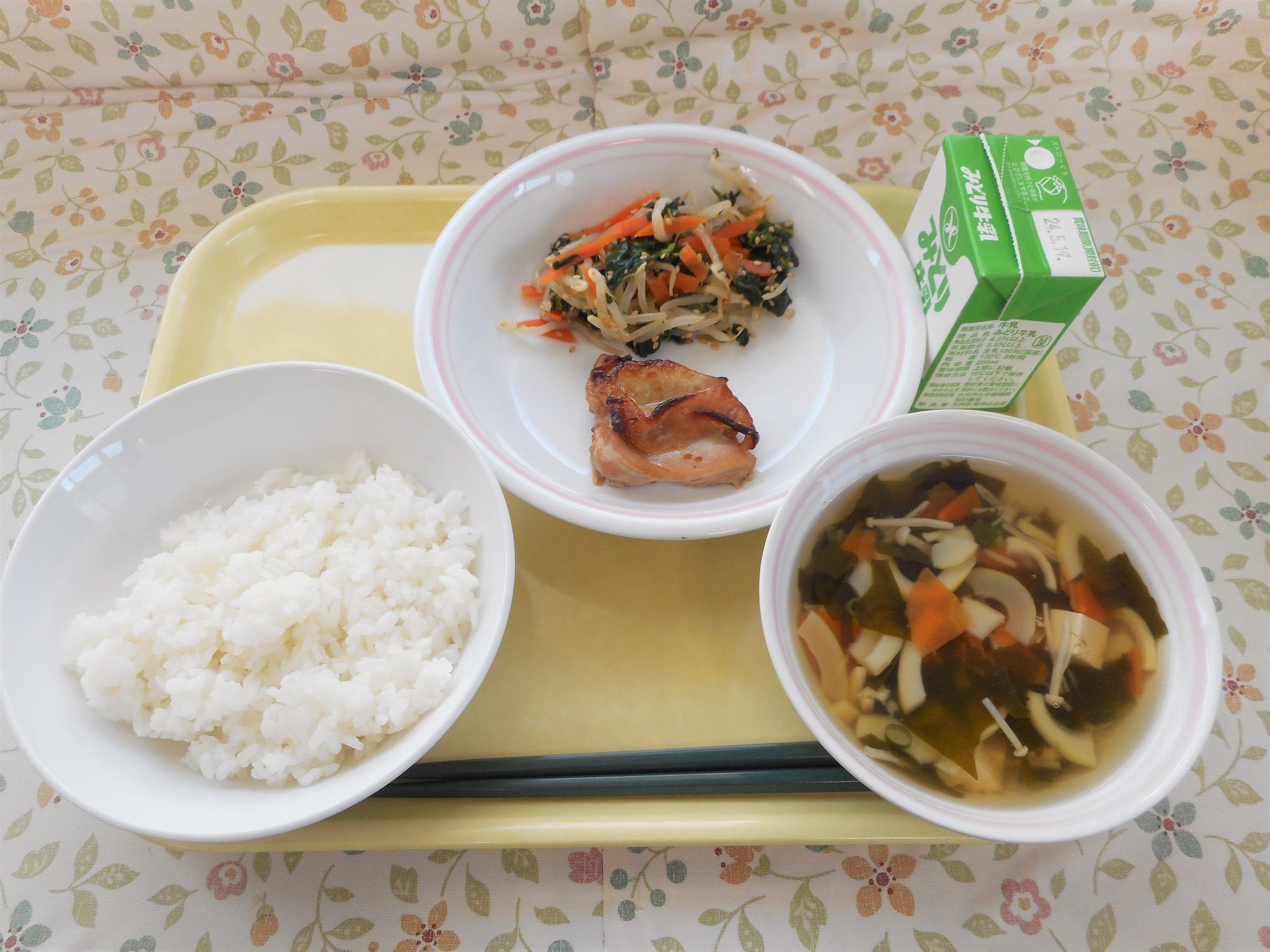 2024年5月10日の給食写真
