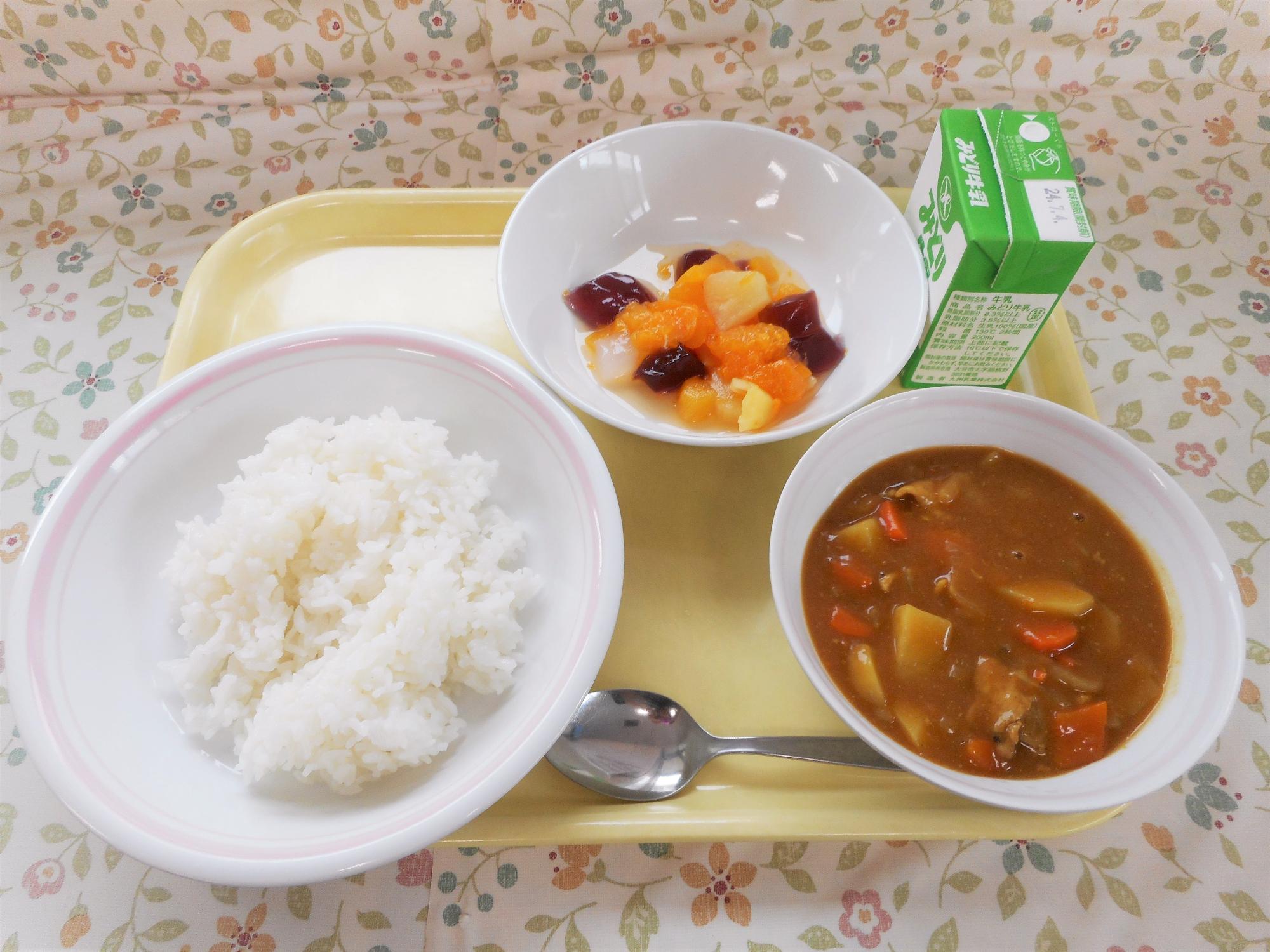 2024年6月25日の給食写真