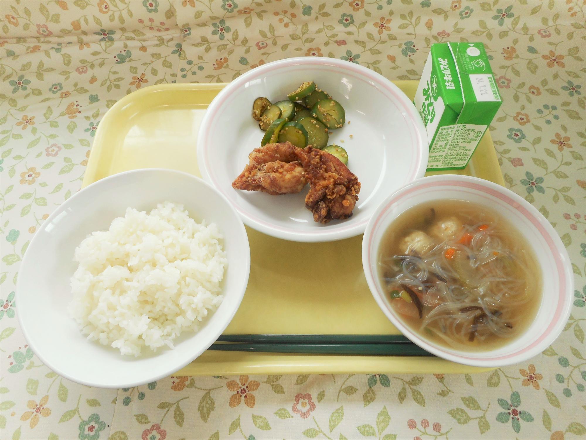 2024年7月12日の給食写真
