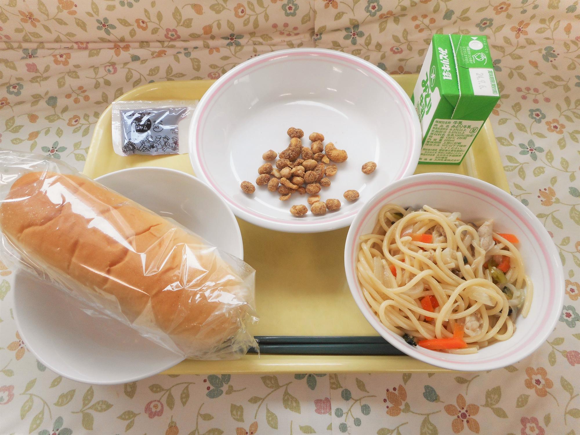2024年8月28日の給食写真