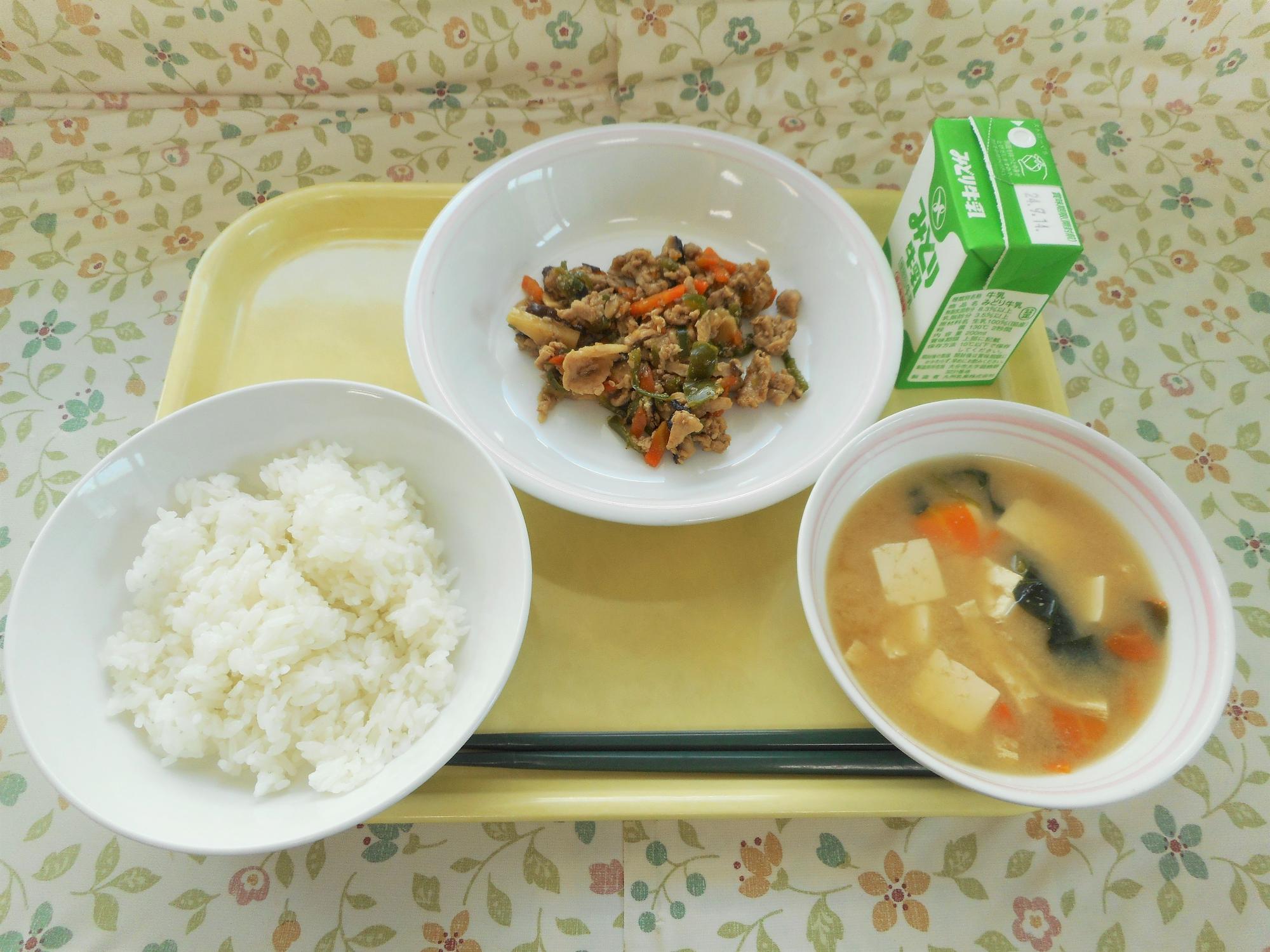 2024年9月5日の給食写真