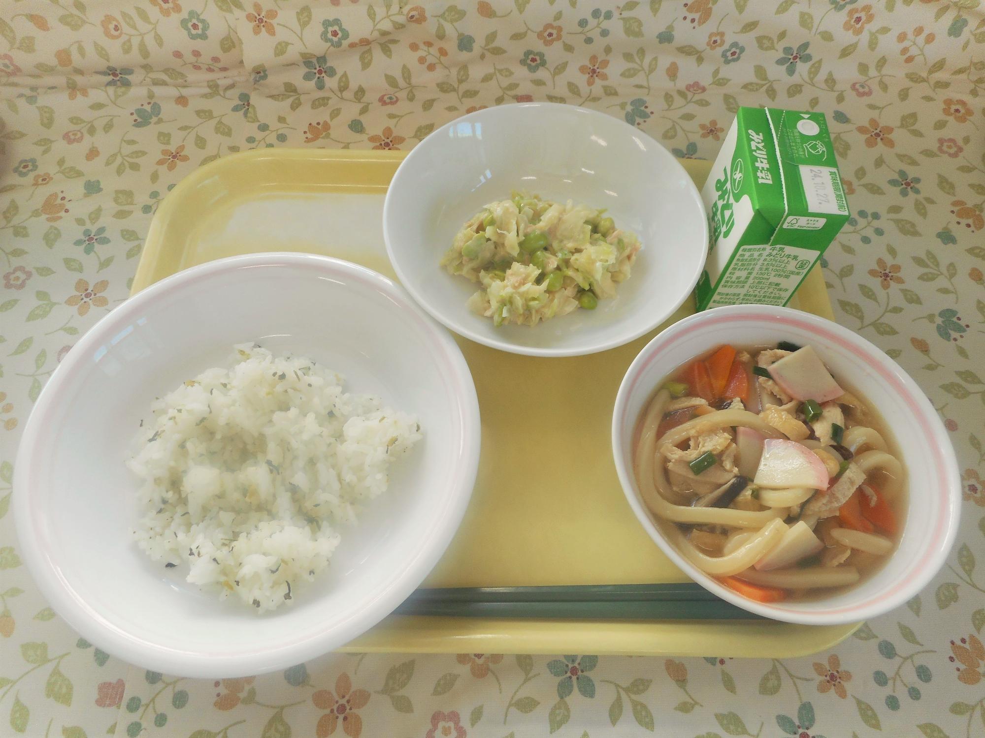 2024年10月18日の給食写真