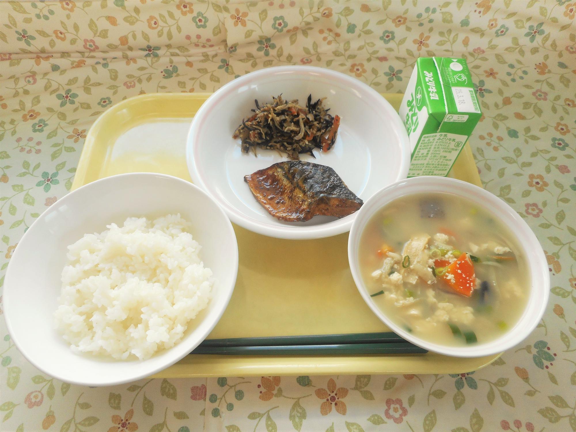 2025年3月10日の給食写真