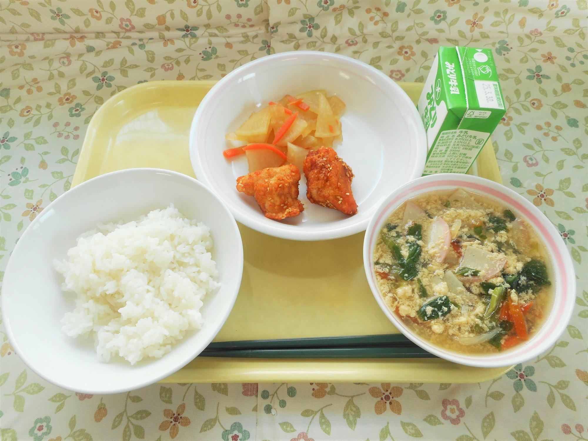 2025年3月21日の給食写真