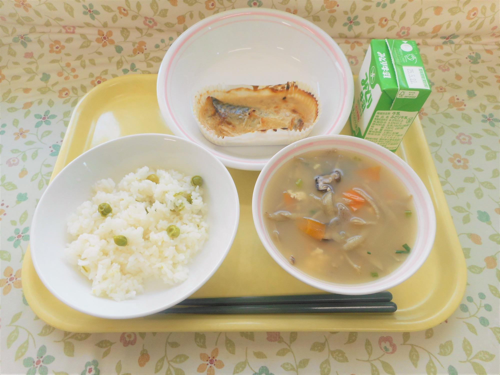 2025年5月13日の給食写真