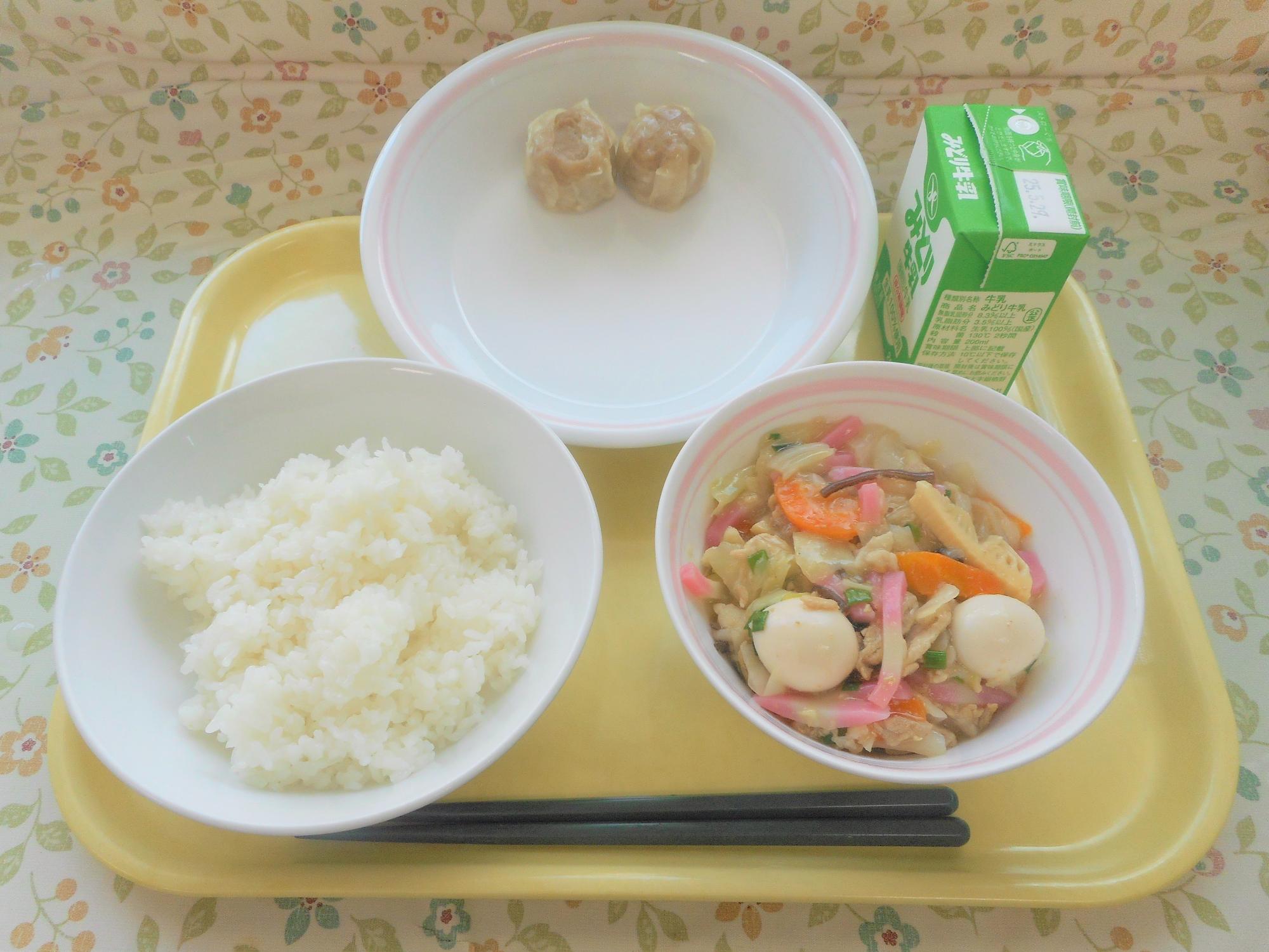 2025年5月20日の給食写真