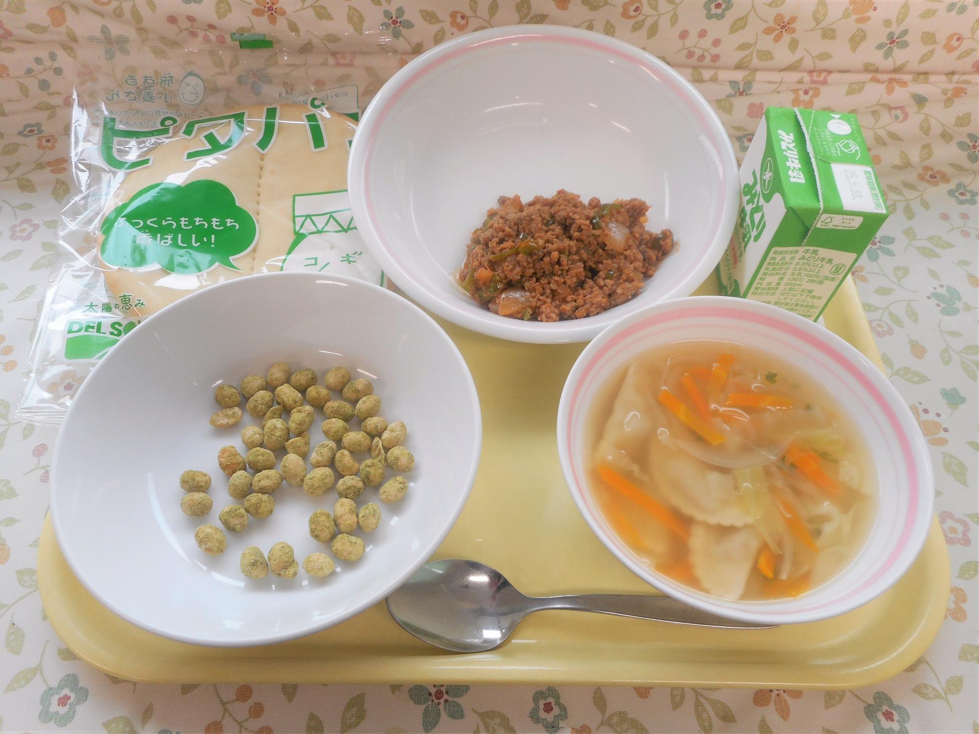 2025年5月21日の給食写真