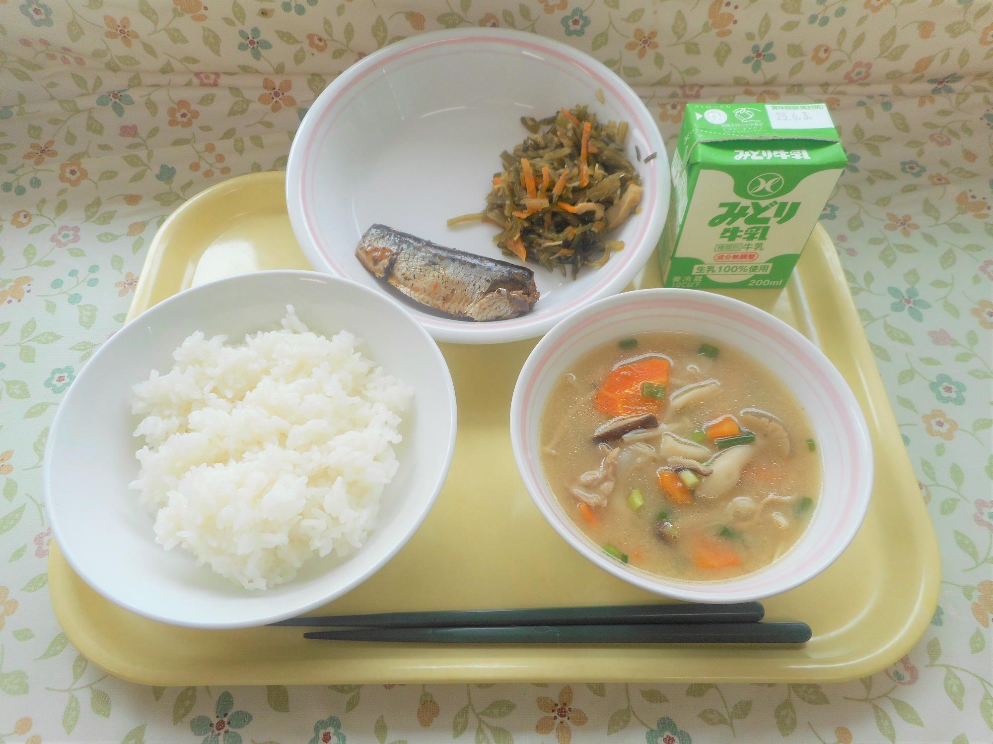 2025年5月26日の給食写真