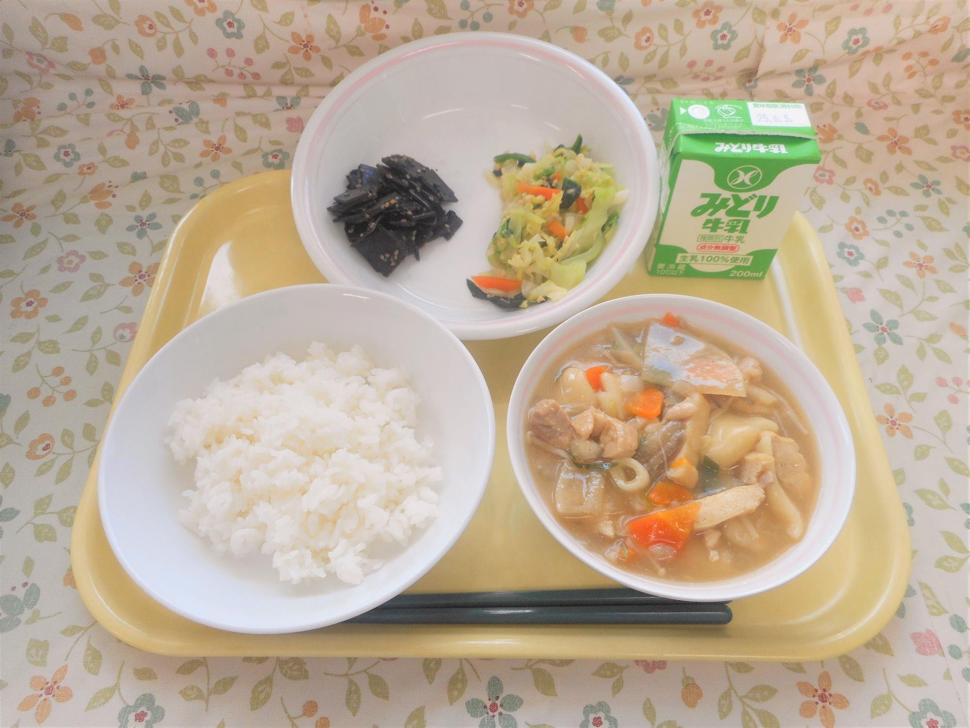 2025年5月27日の給食写真