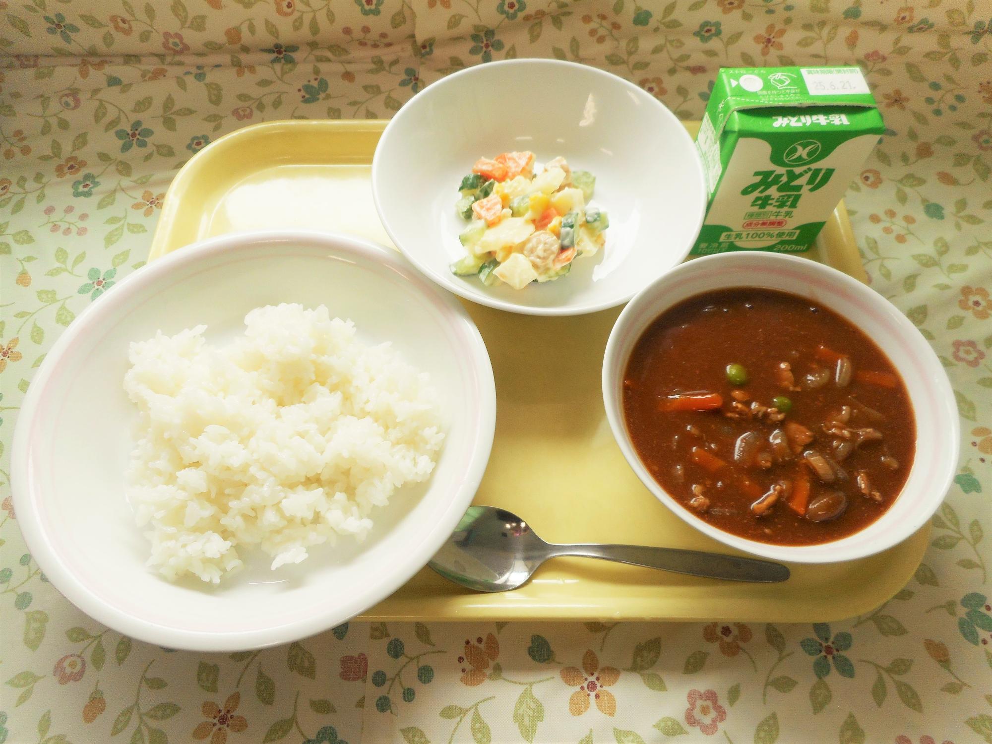2025年6月12日の給食写真