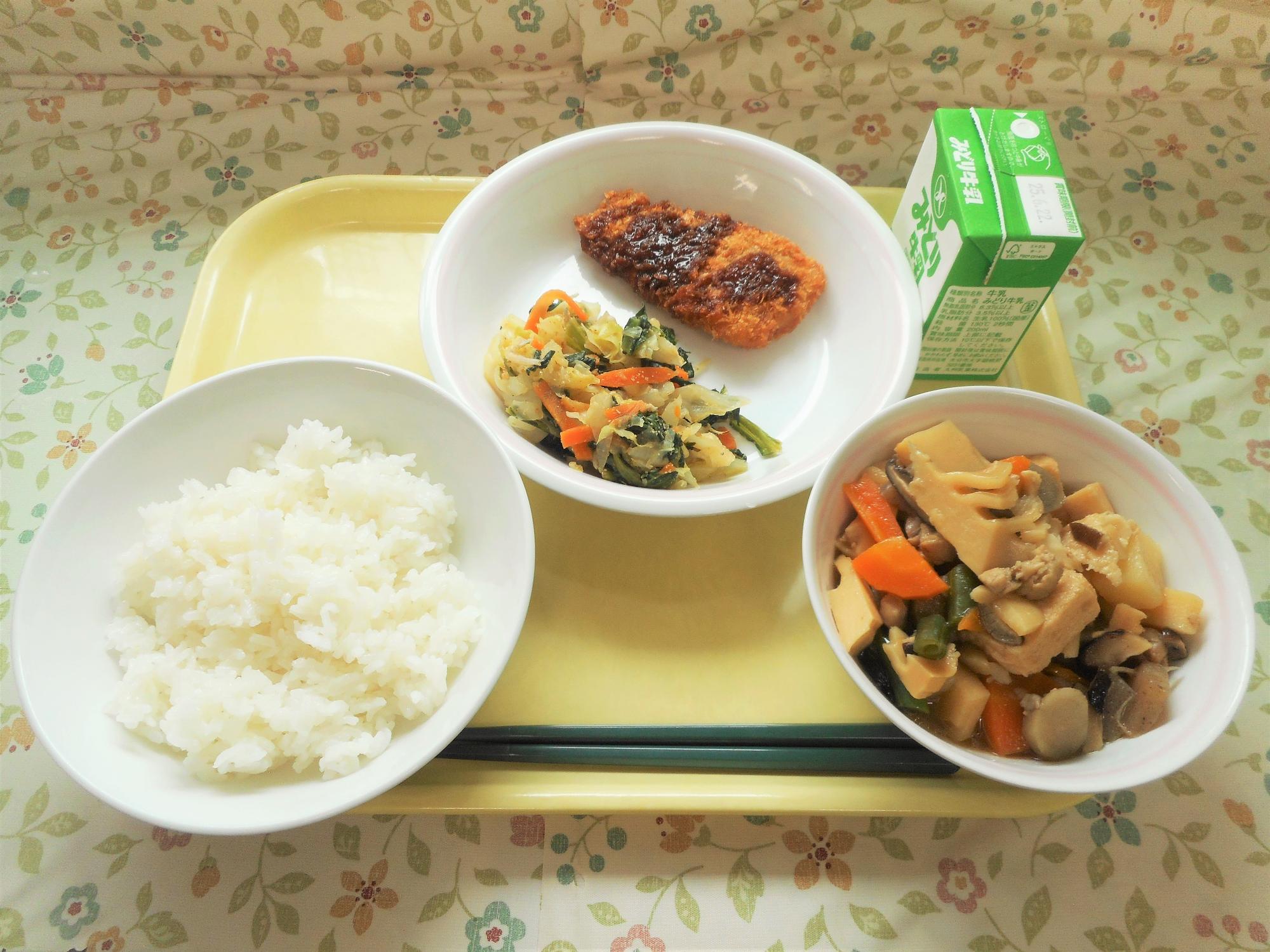 2025年6月13日の給食写真