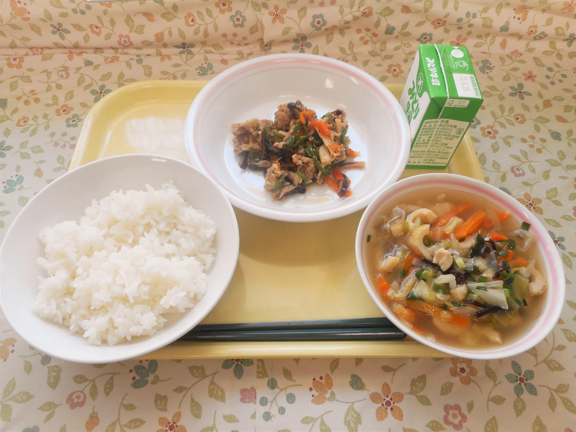 2025年6月19日の給食写真