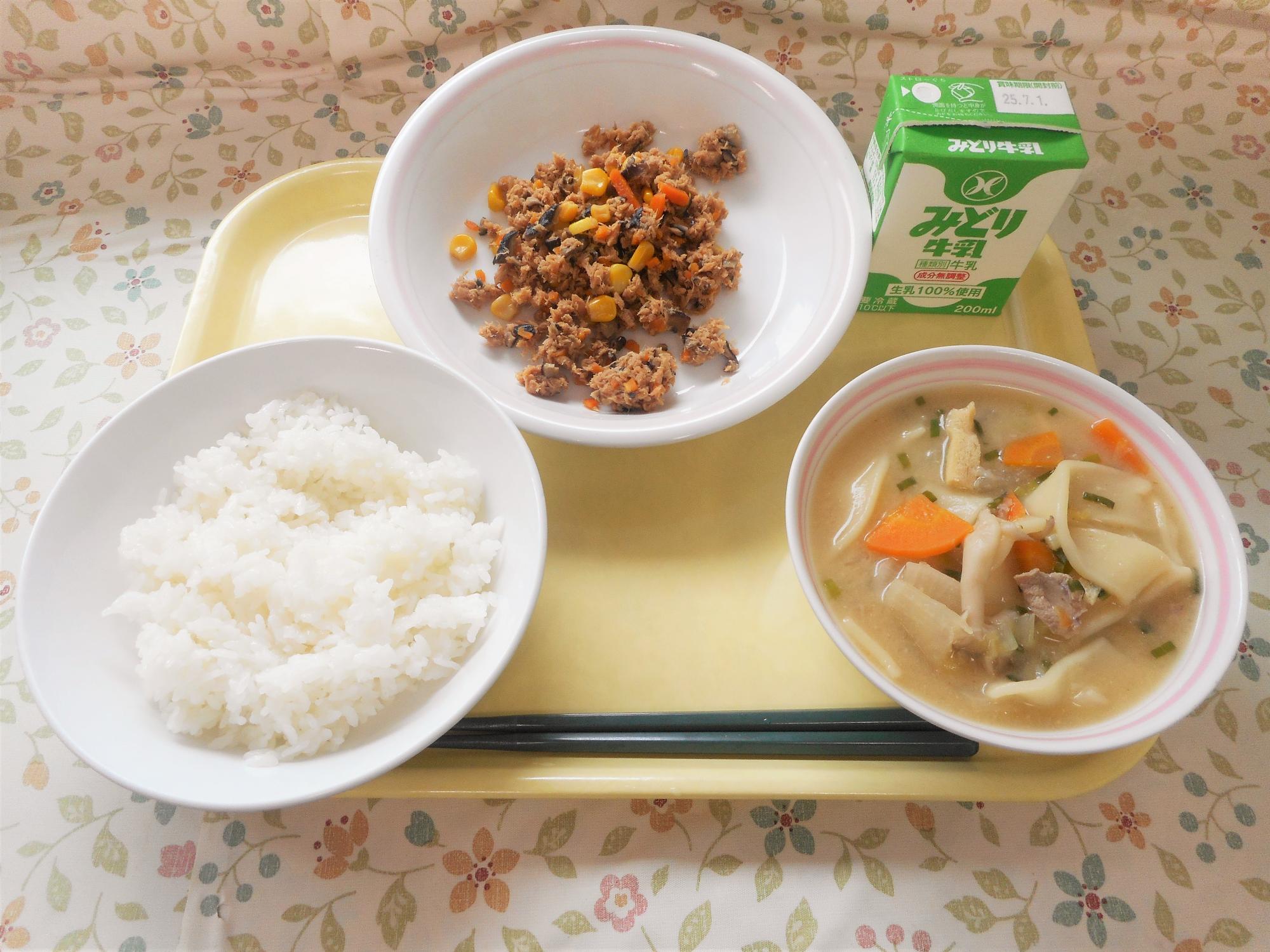 2025年6月23日の給食写真