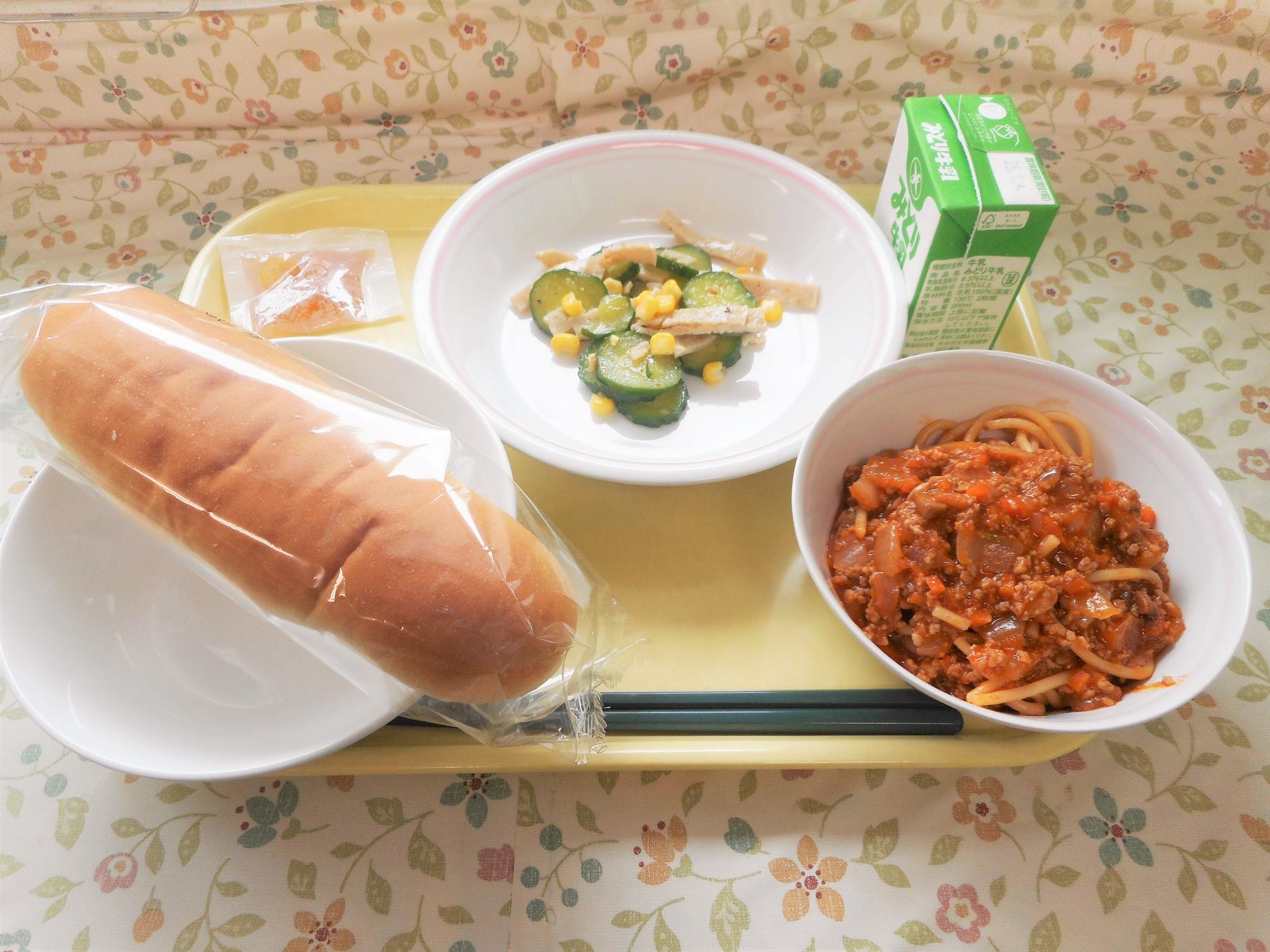 2025年6月25日の給食写真