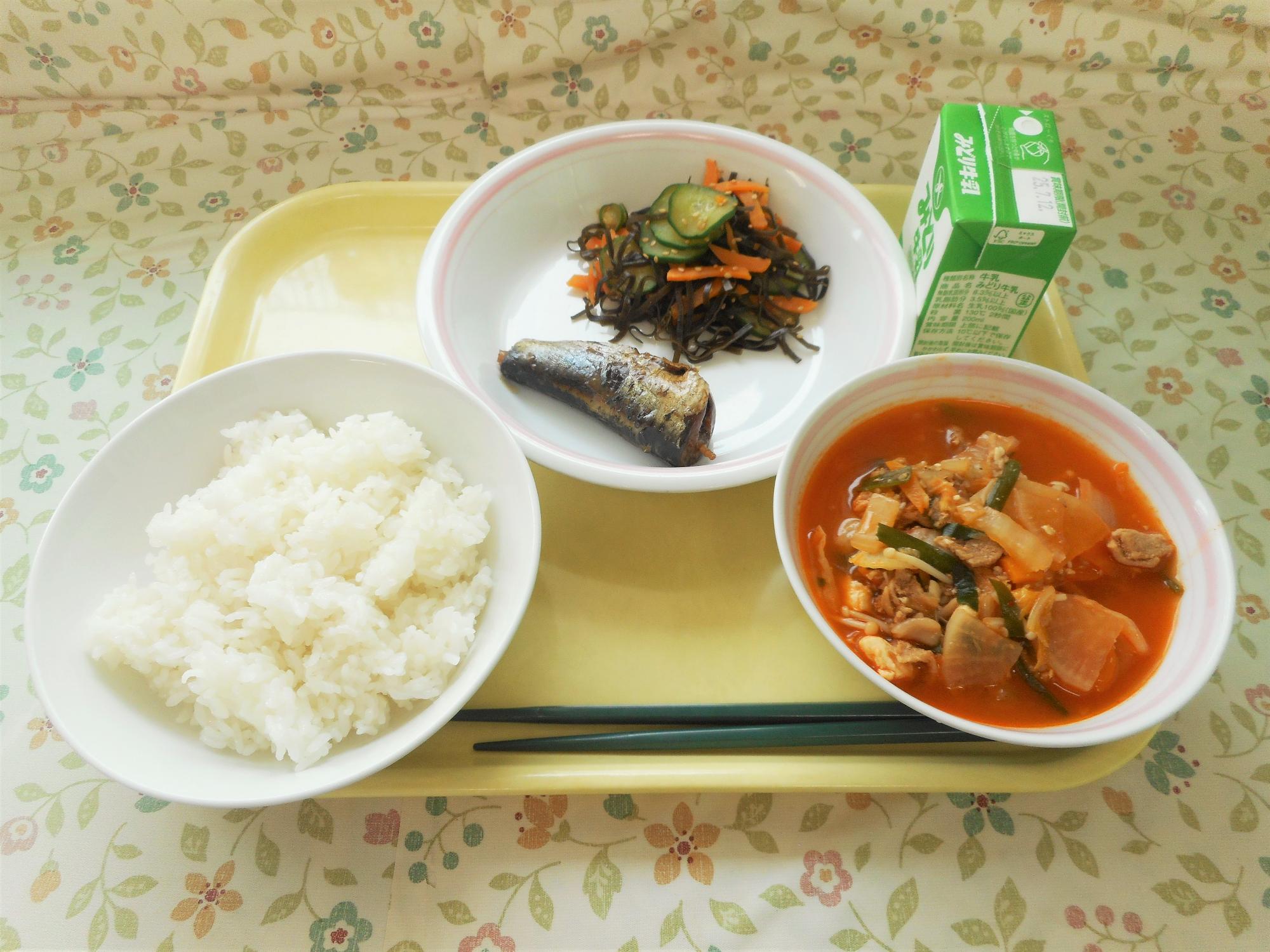 2025年7月3日の給食写真
