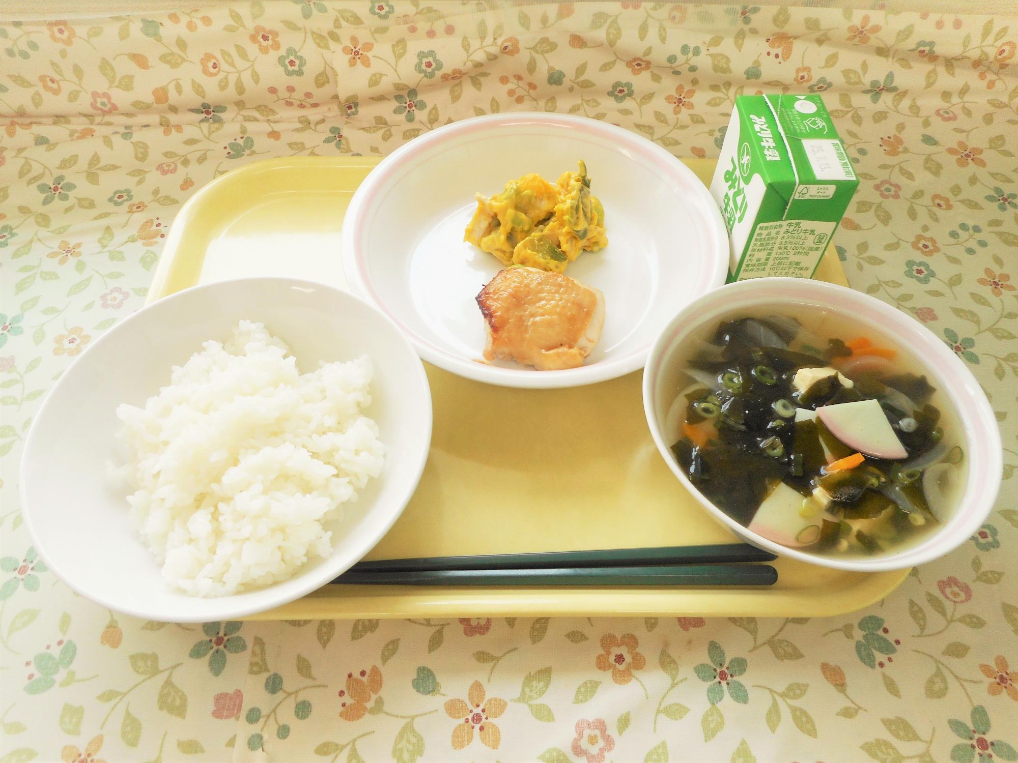 2025年7月4日の給食写真