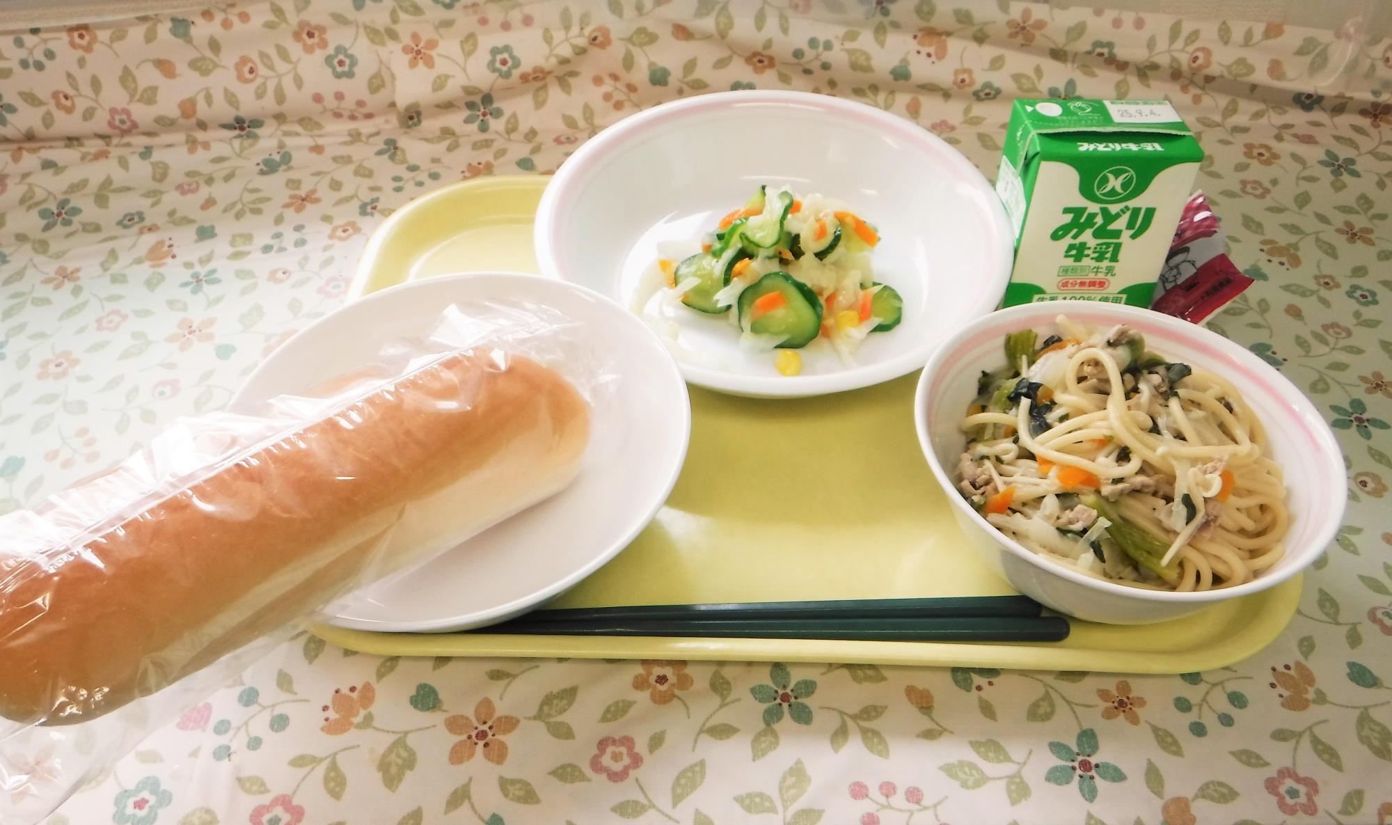 2025年8月27日の給食写真