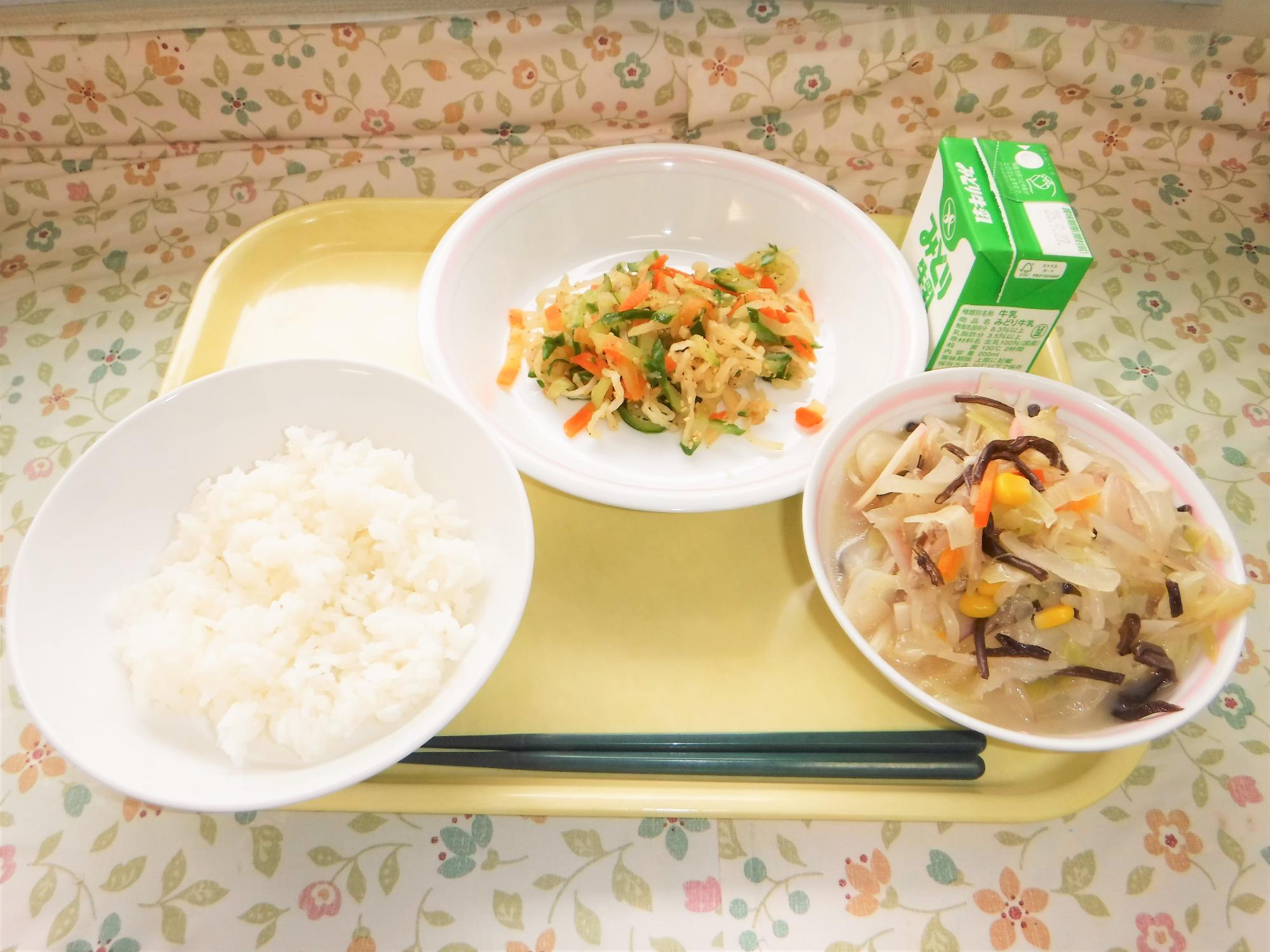 2025年9月22日の給食写真