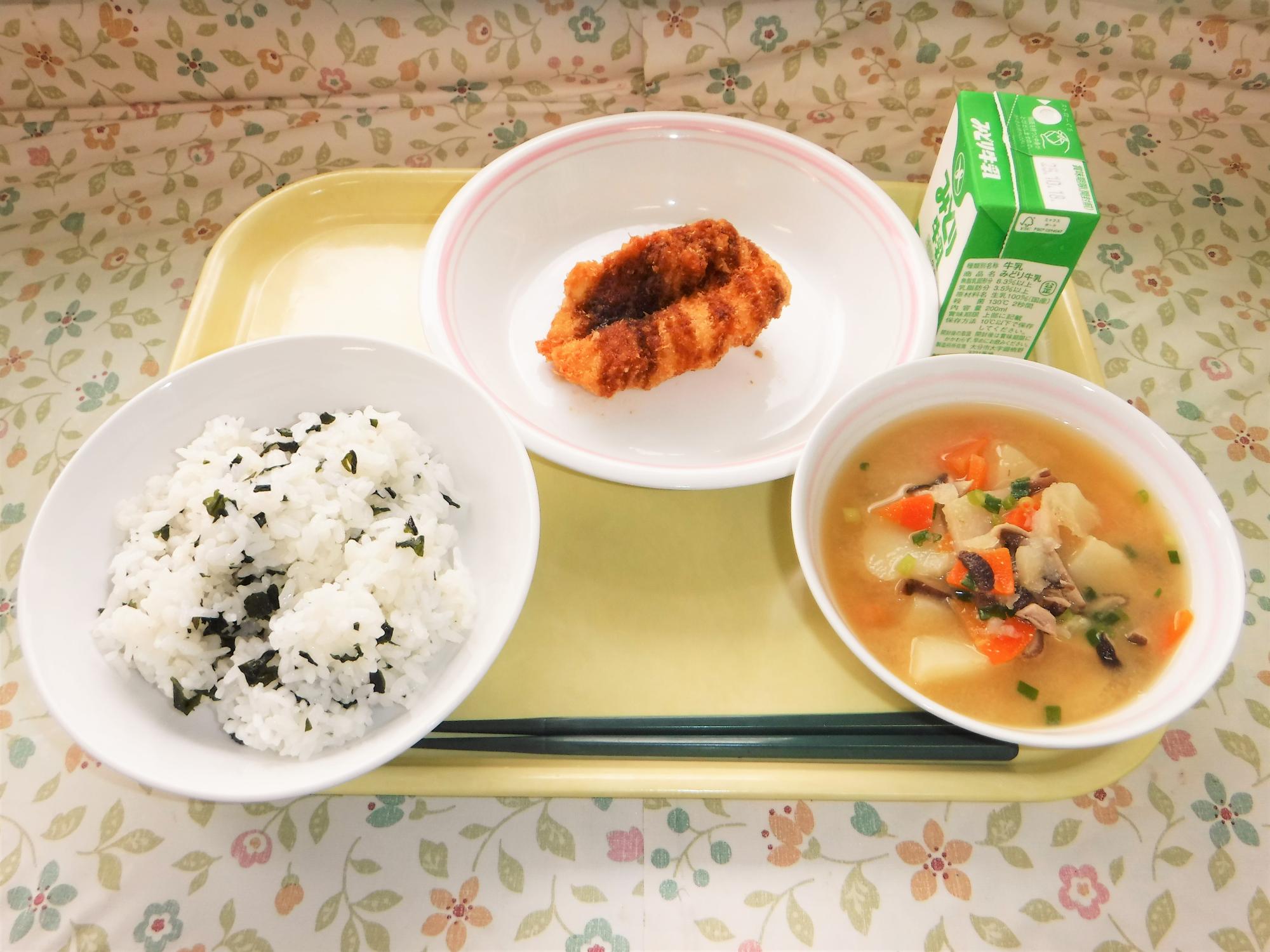 2025年10月9日の給食写真