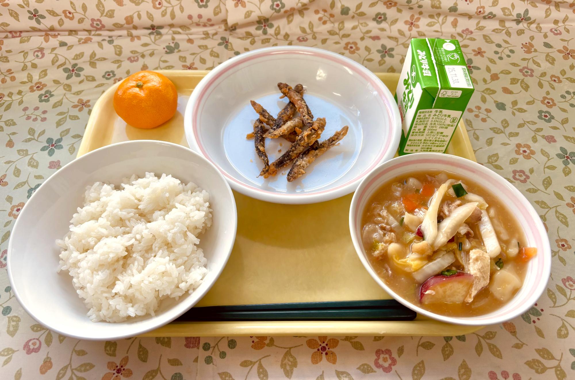 2025年11月21日の給食写真