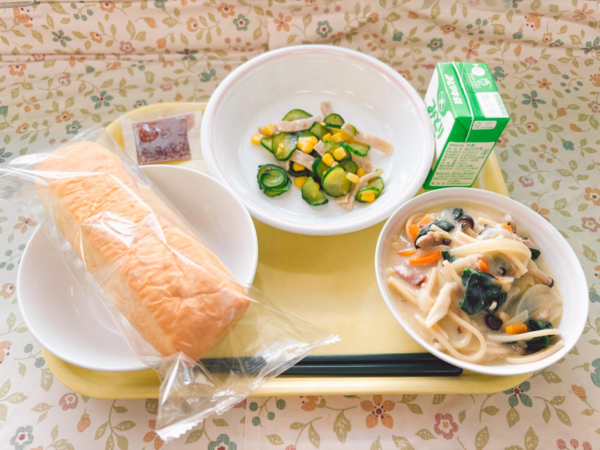 2025年12月10日の給食写真