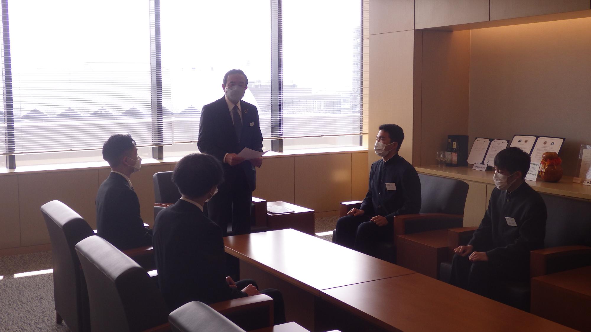 市長激励の様子