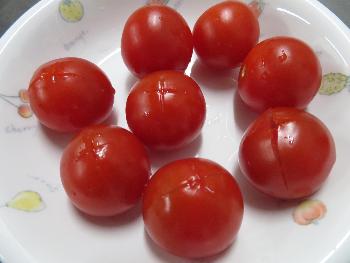 アヒージョトマト