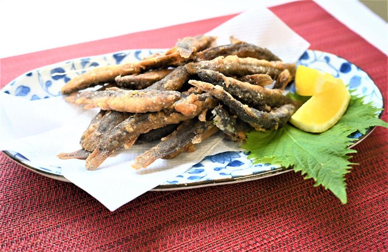 ドジョウ唐揚げ