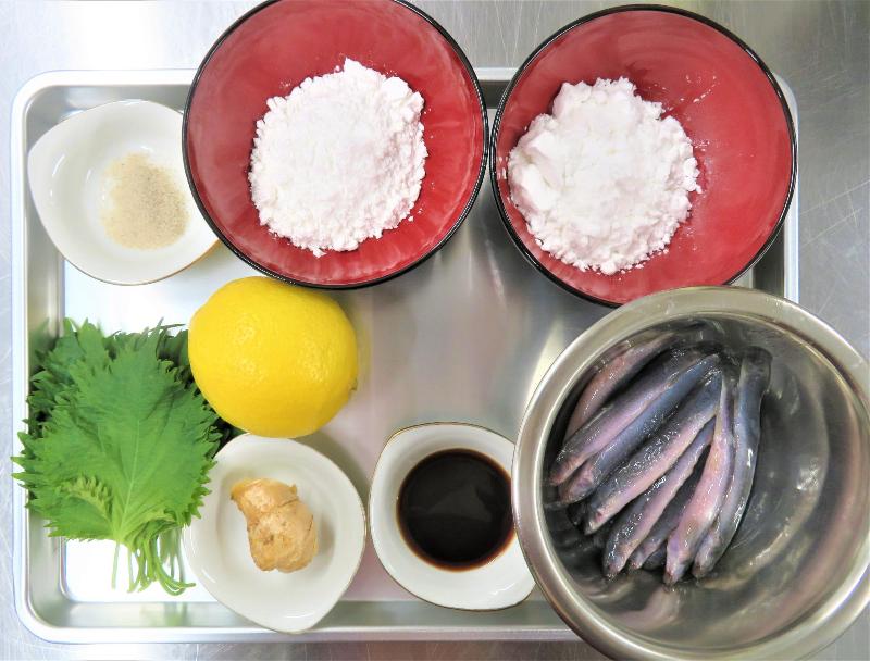 どじょうの唐揚げ材料