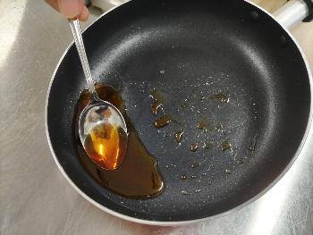 カラメルソース2