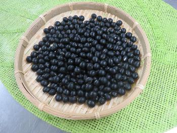 クロダマル材料