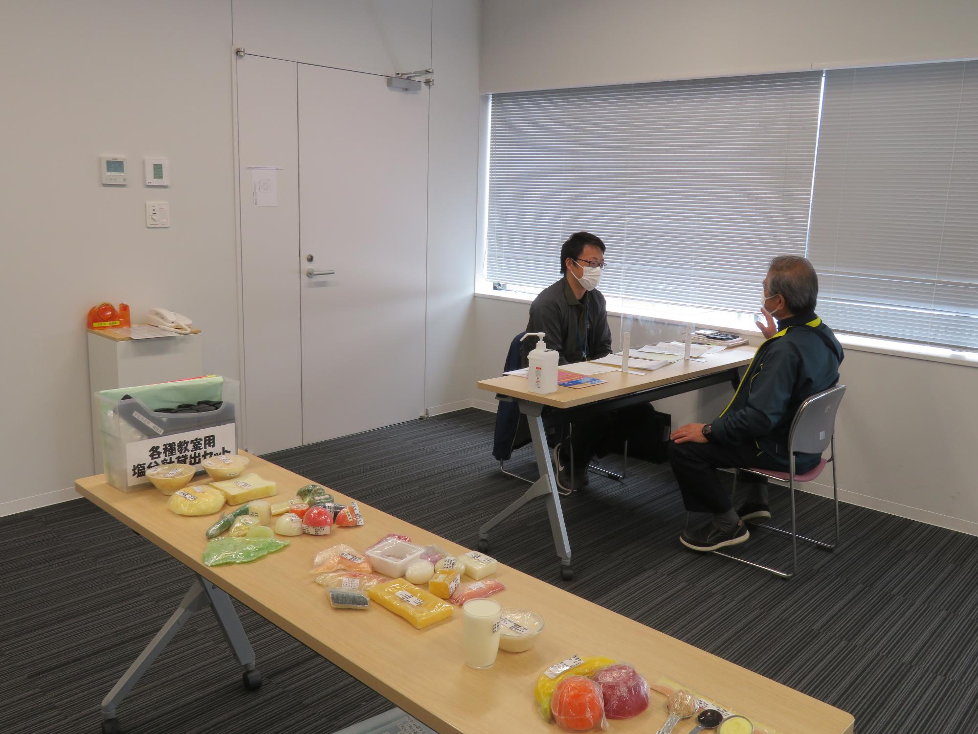 食事相談会の様子