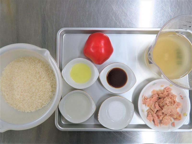トマトごはん材料