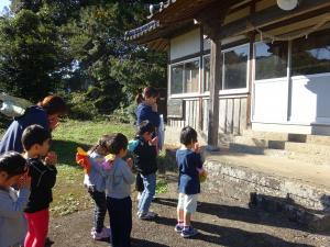 神社へお参り